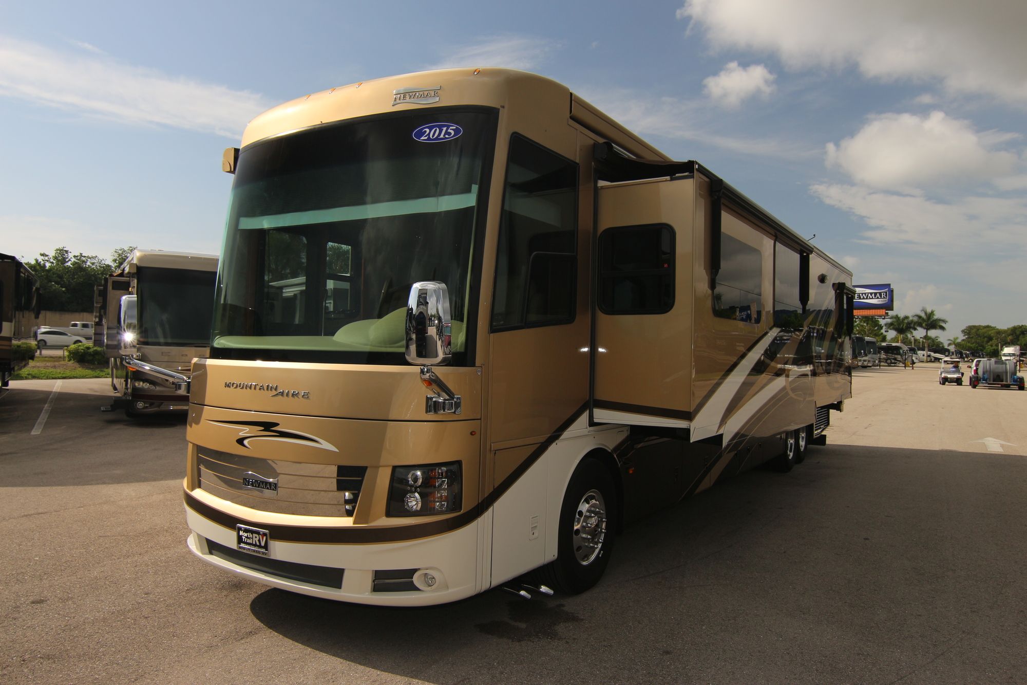 Used 2015 Newmar Mountain Aire 4553 Class A  For Sale