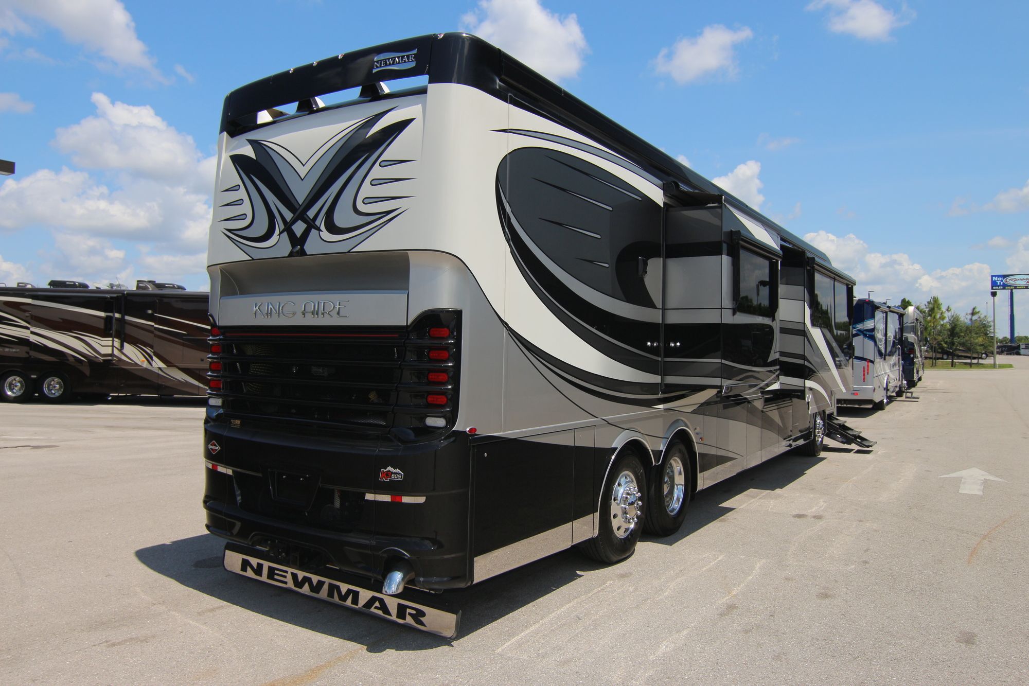 Used 2018 Newmar King Aire 4533 Class A  For Sale