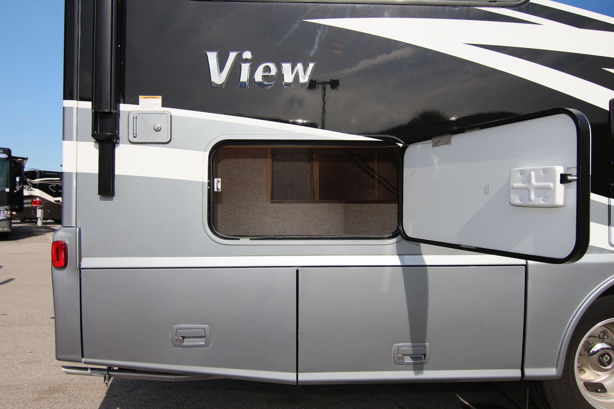 Used 2018 Winnebago View 24J Class C  For Sale