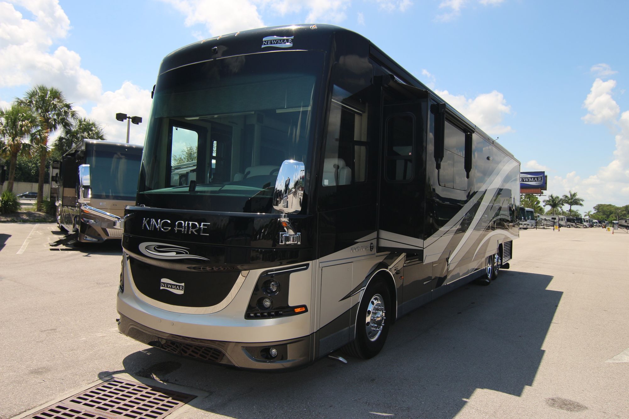Used 2018 Newmar King Aire 4533 Class A  For Sale