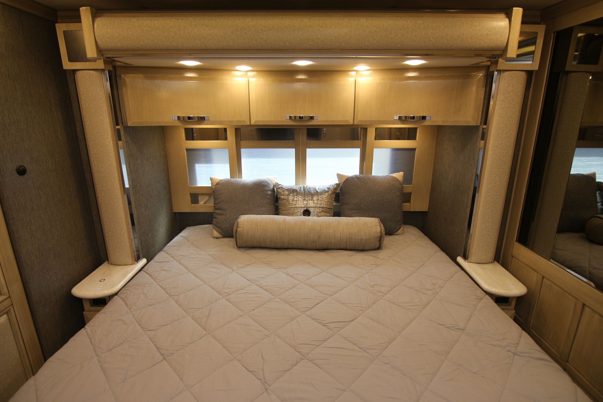 Used 2018 Newmar King Aire 4533 Class A  For Sale