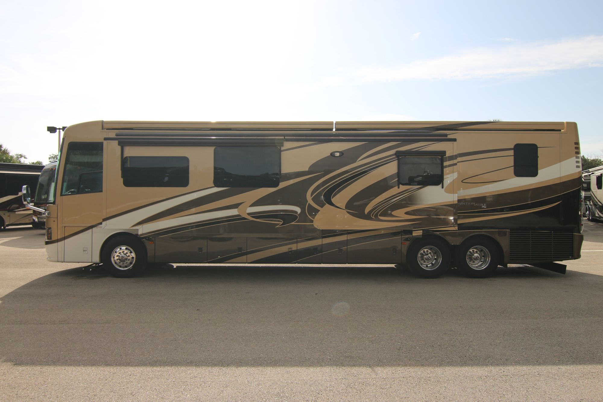 Used 2015 Newmar Mountain Aire 4553 Class A  For Sale
