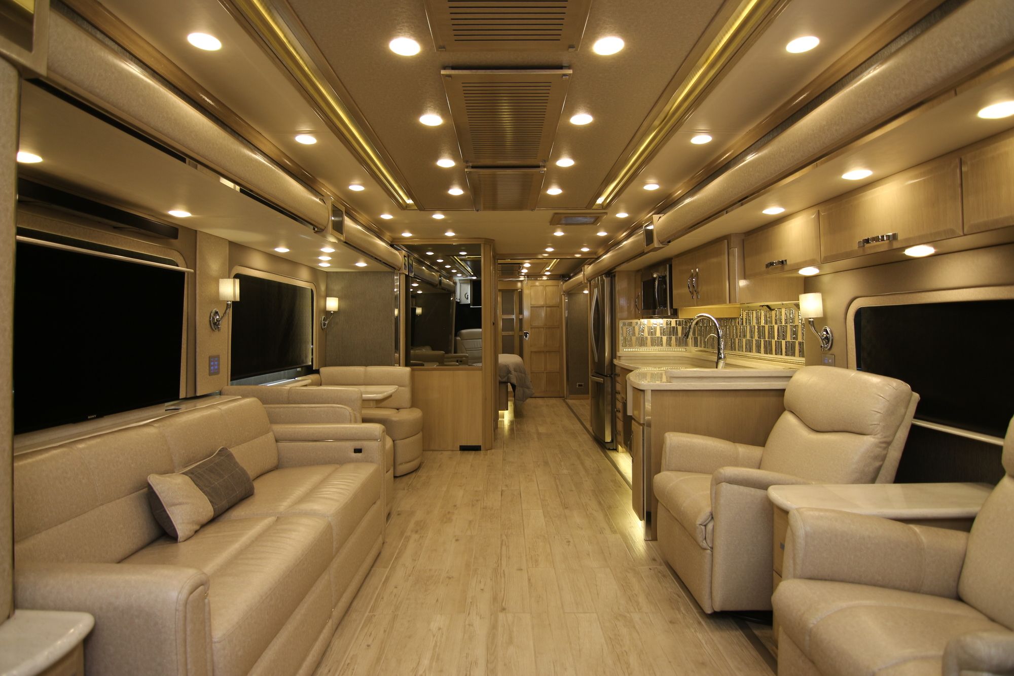 Used 2018 Newmar King Aire 4533 Class A  For Sale