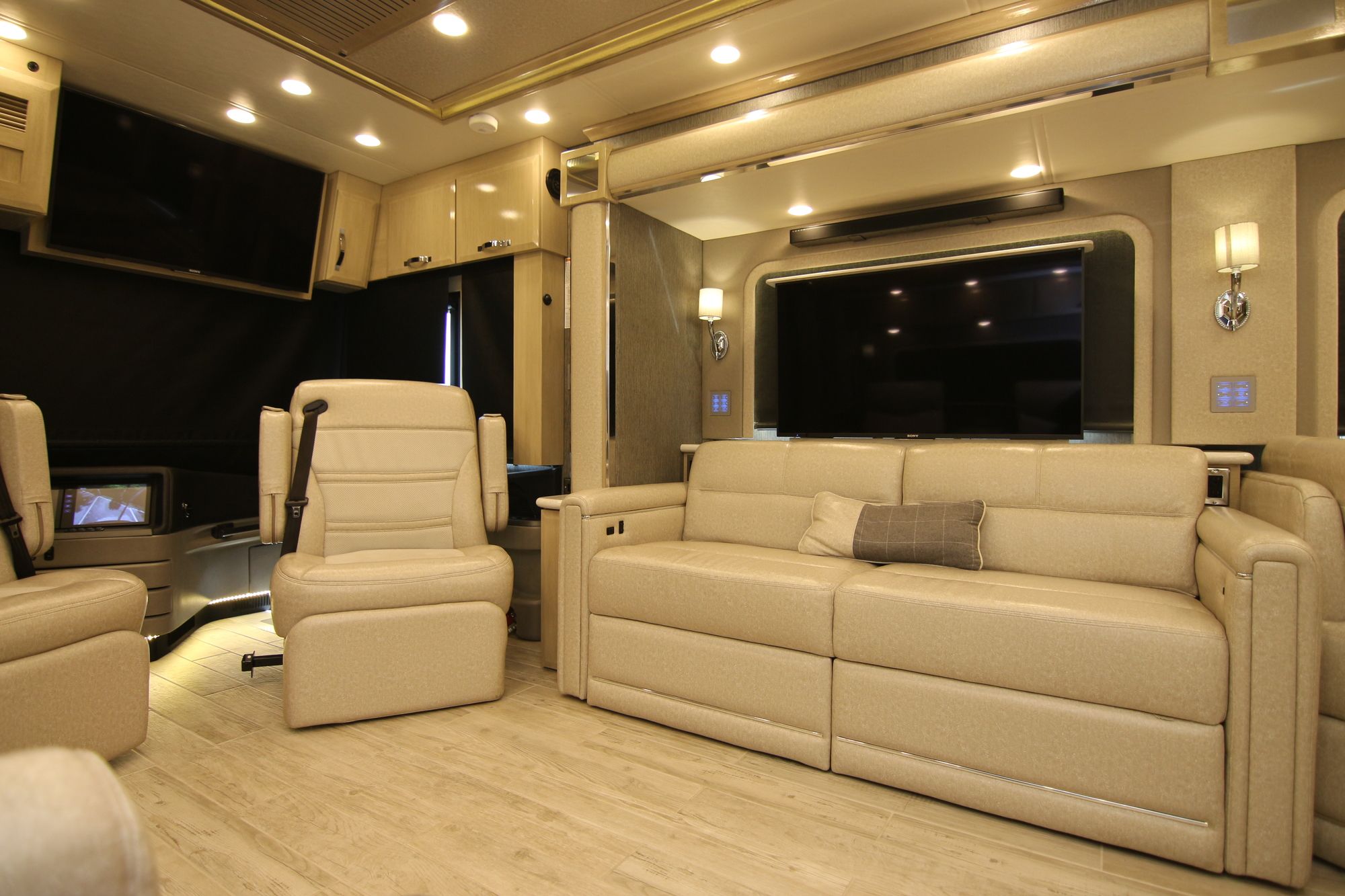 Used 2018 Newmar King Aire 4533 Class A  For Sale
