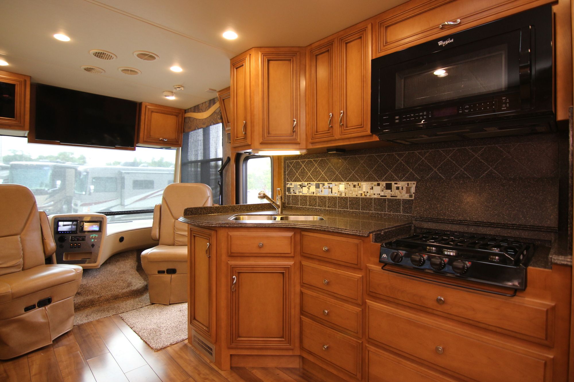 Used 2015 Newmar Canyon Star 3610 Class A  For Sale