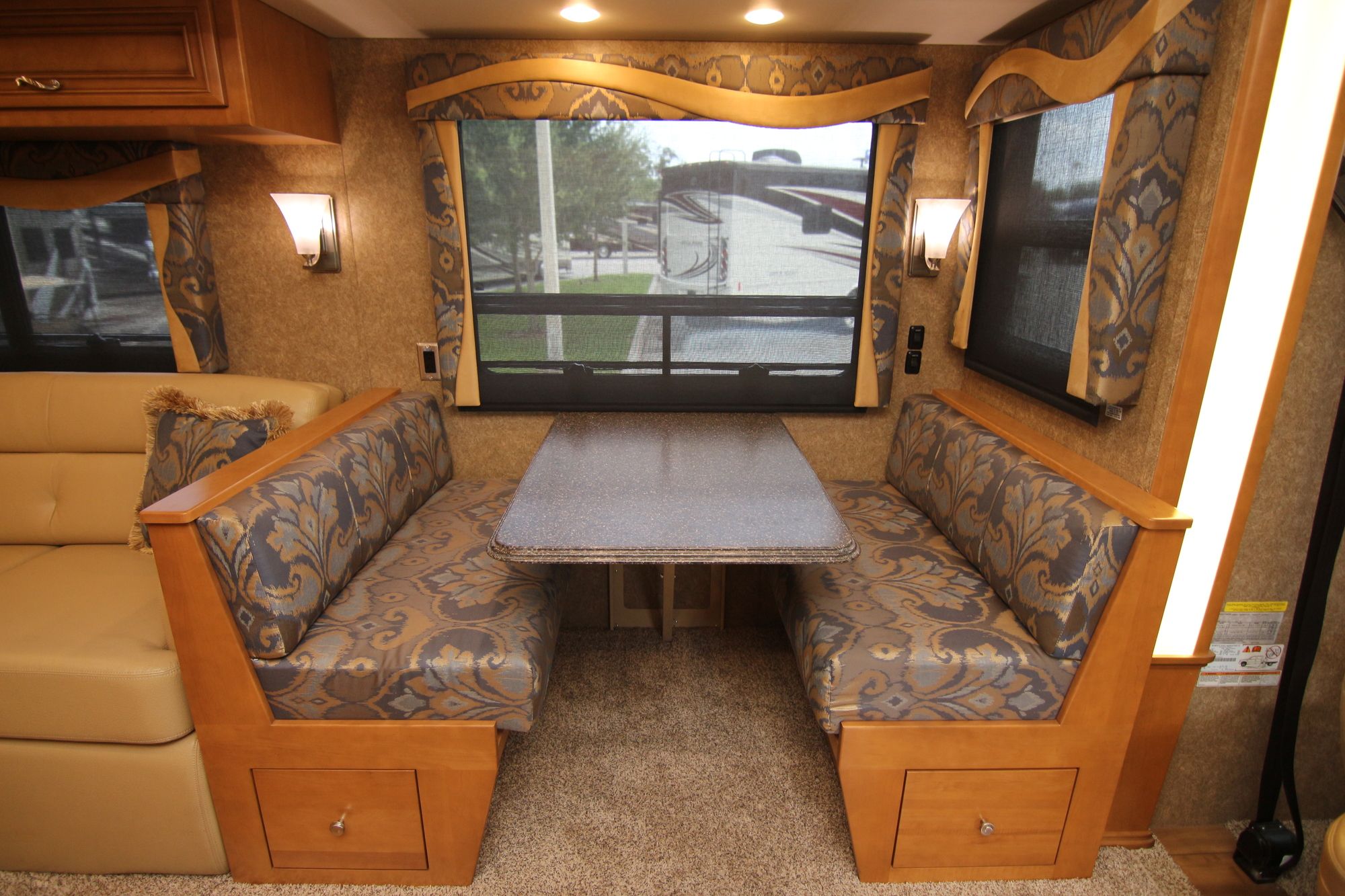 Used 2015 Newmar Canyon Star 3610 Class A  For Sale