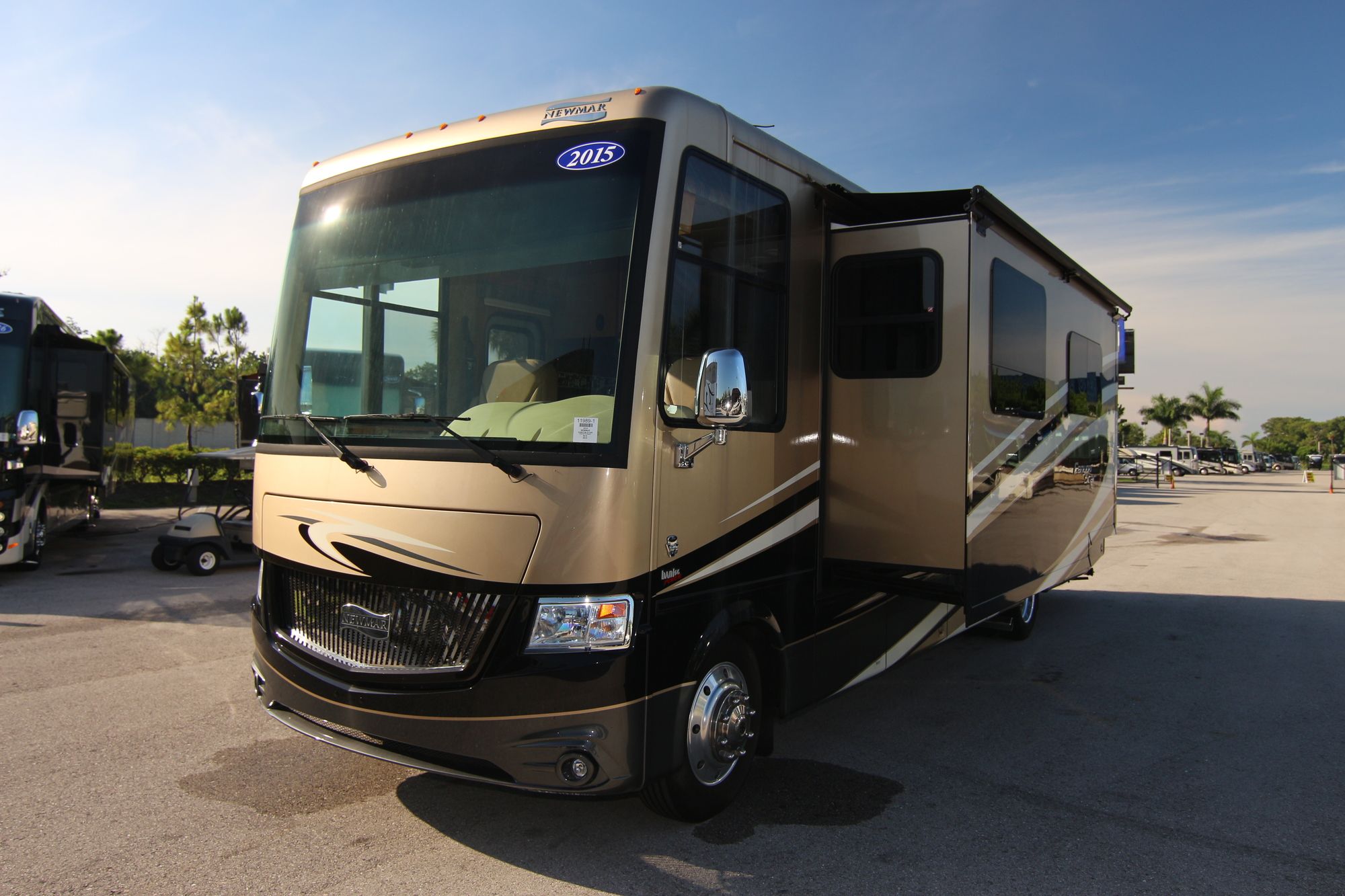 Used 2015 Newmar Canyon Star 3610 Class A  For Sale