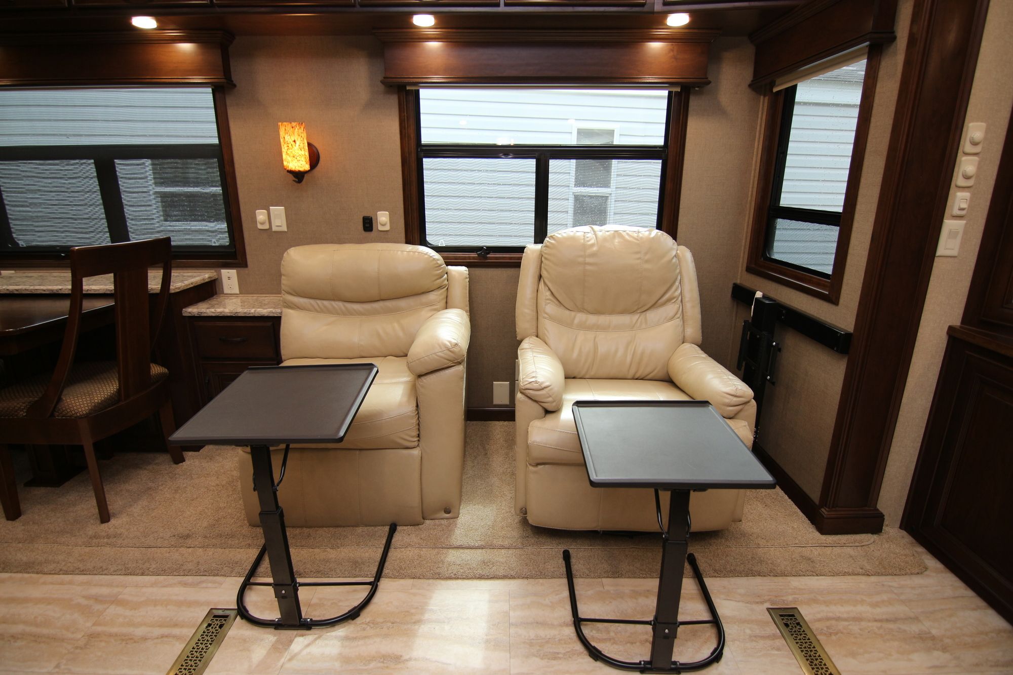 Used 2018 Drv Luxury Suites Elite Suites Fw 39RESB3 Fifth Wheel  For Sale