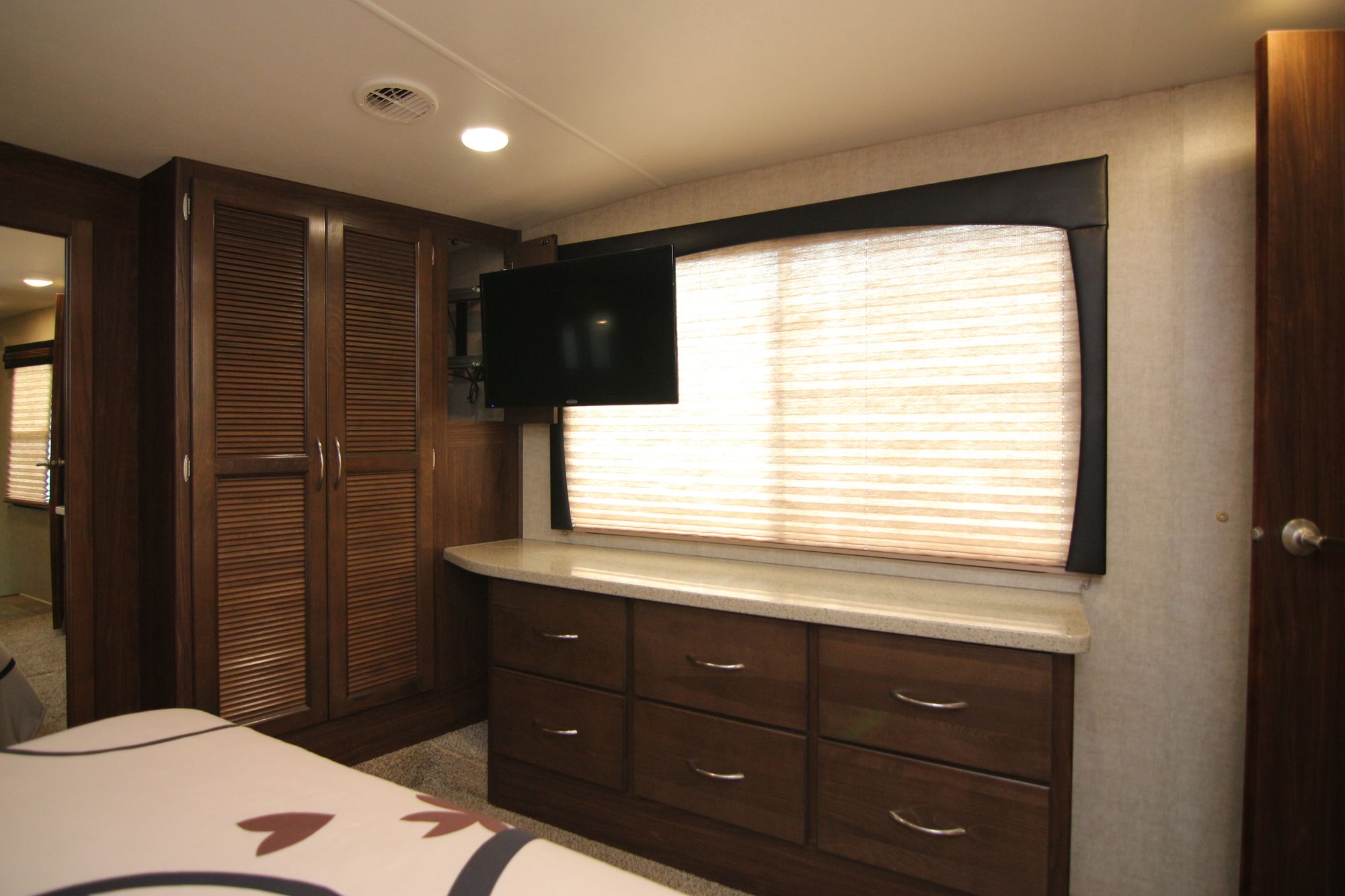 Used 2015 Heartland Rv Cyclone 4100 Fifth Wheel  For Sale