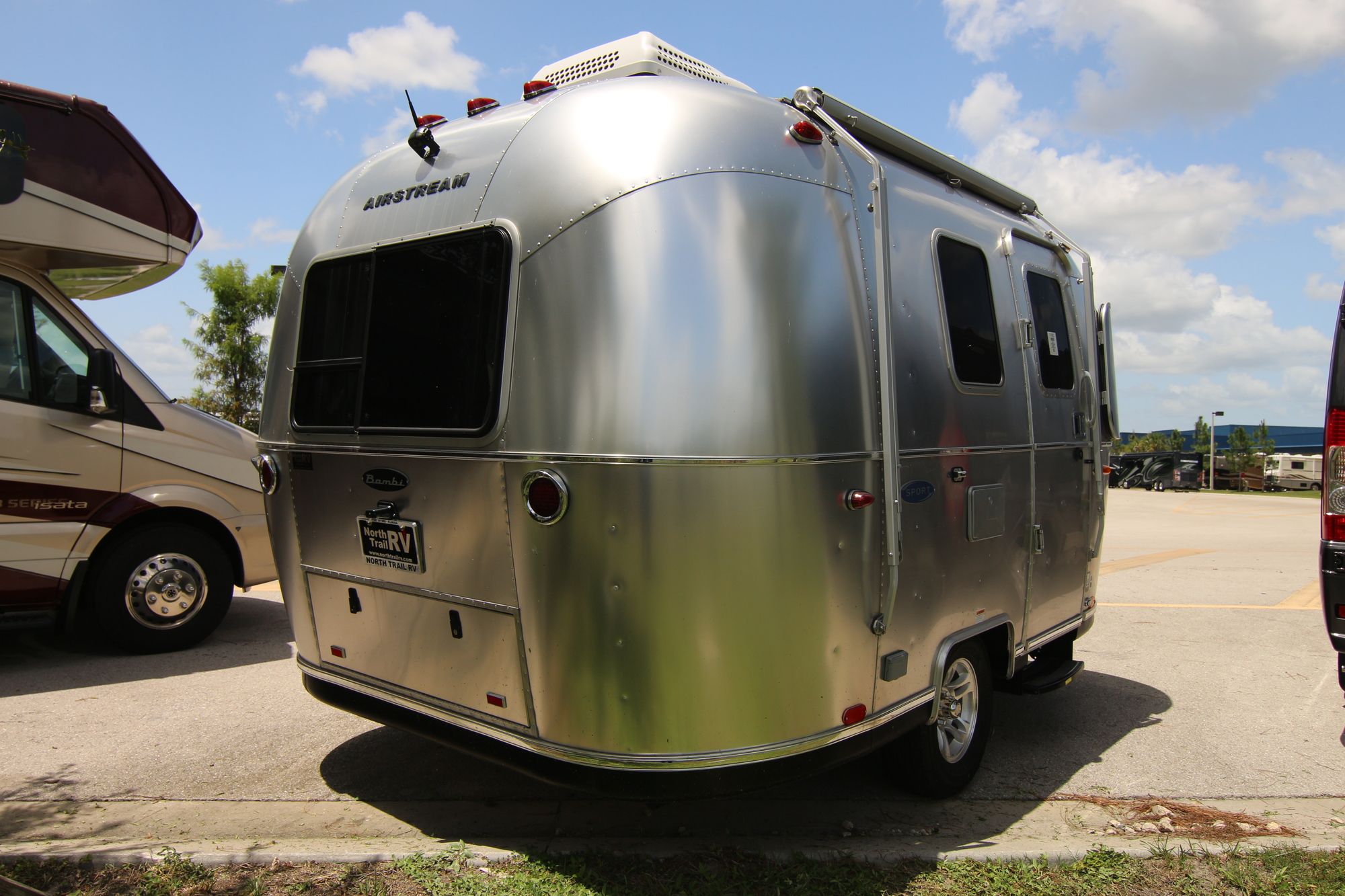 New 2019 Airstream Sport 16RB Travel Trailer  For Sale