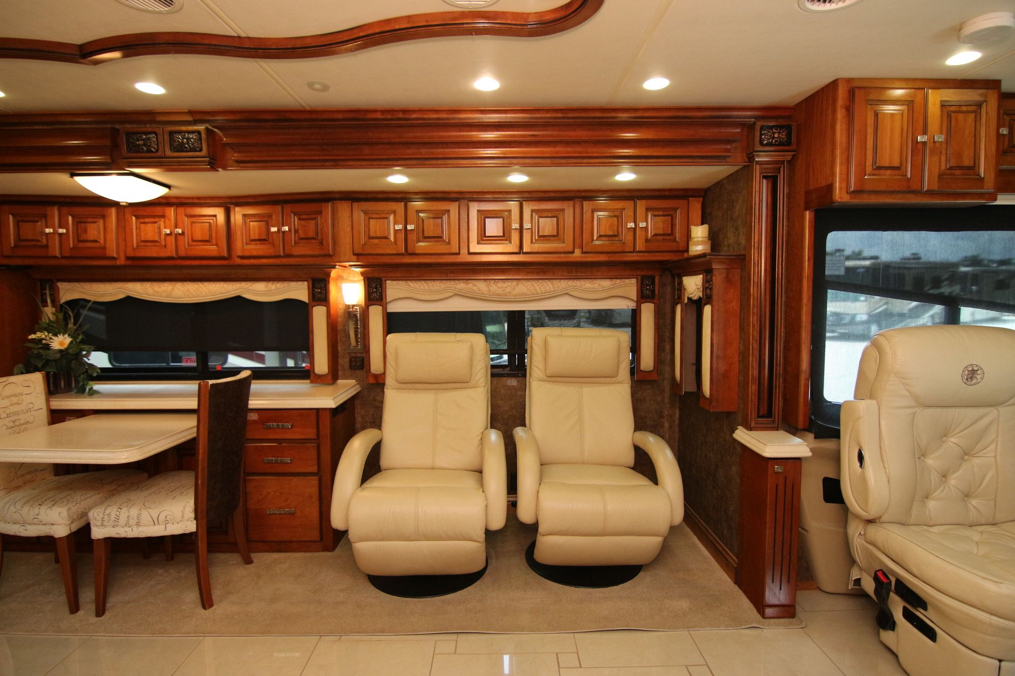 Used 2012 Tiffin Motor Homes Allegro Bus 43QGP Class A  For Sale