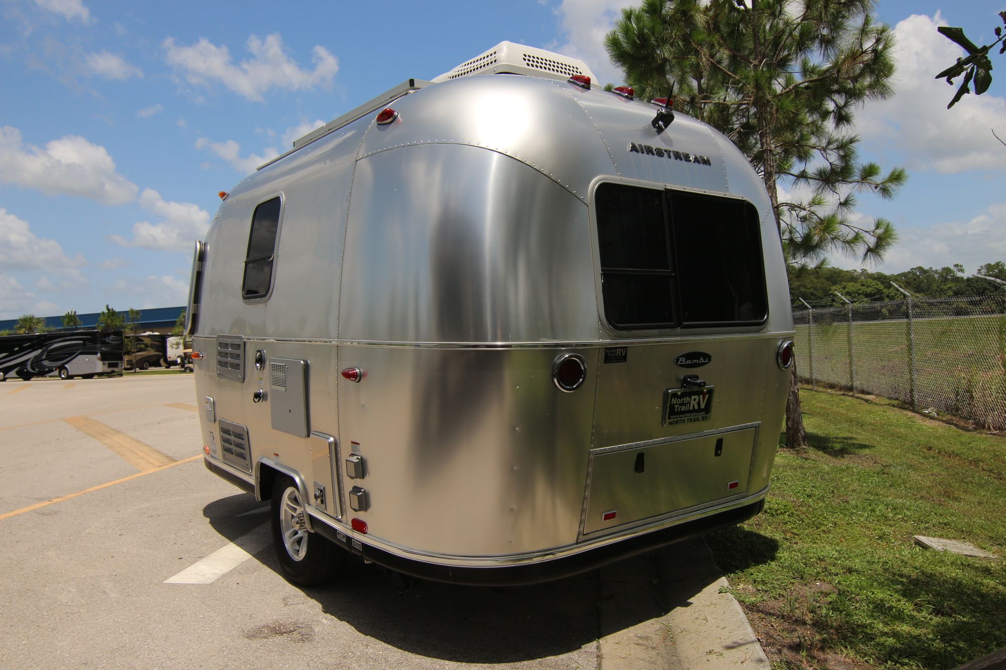 New 2019 Airstream Sport 16RB Travel Trailer  For Sale