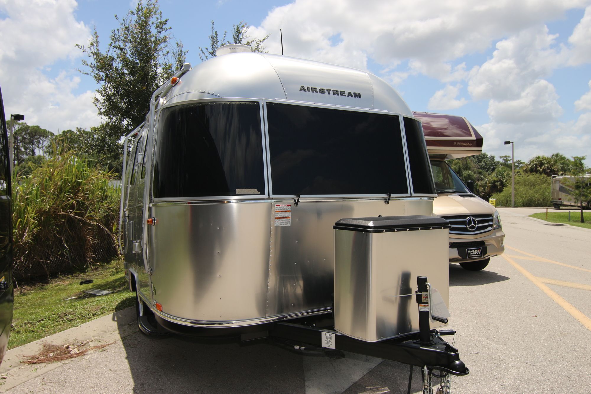 New 2019 Airstream Sport 16RB Travel Trailer  For Sale