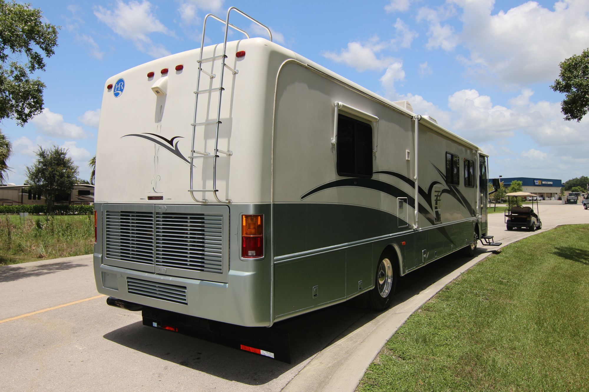 Used 2000 Holiday Rambler Endeavor 40PBD Class A  For Sale