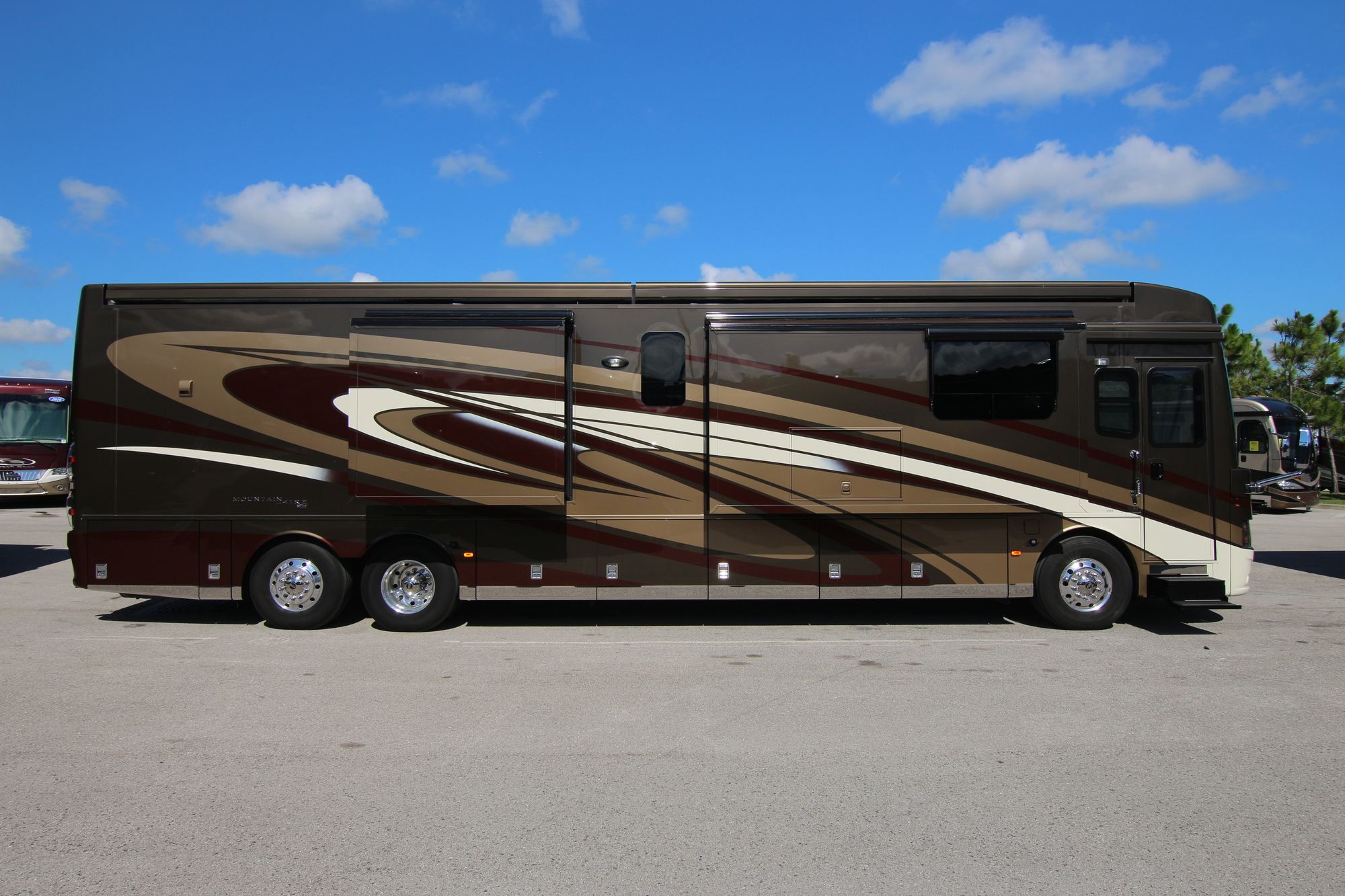 Used 2016 Newmar Mountain Aire 4553 Class A  For Sale