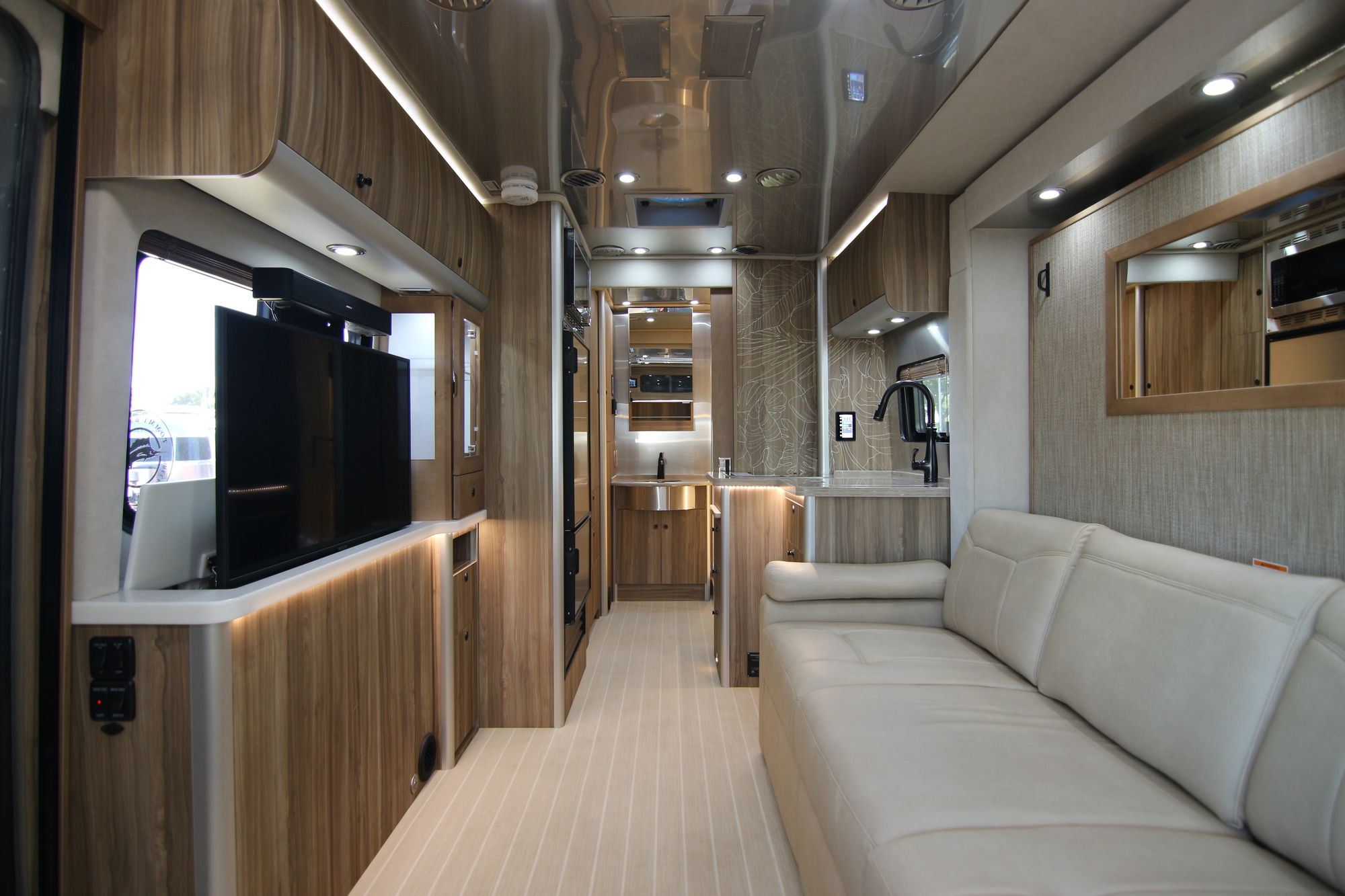 New 2020 Airstream Atlas 3500 XL Class C  For Sale