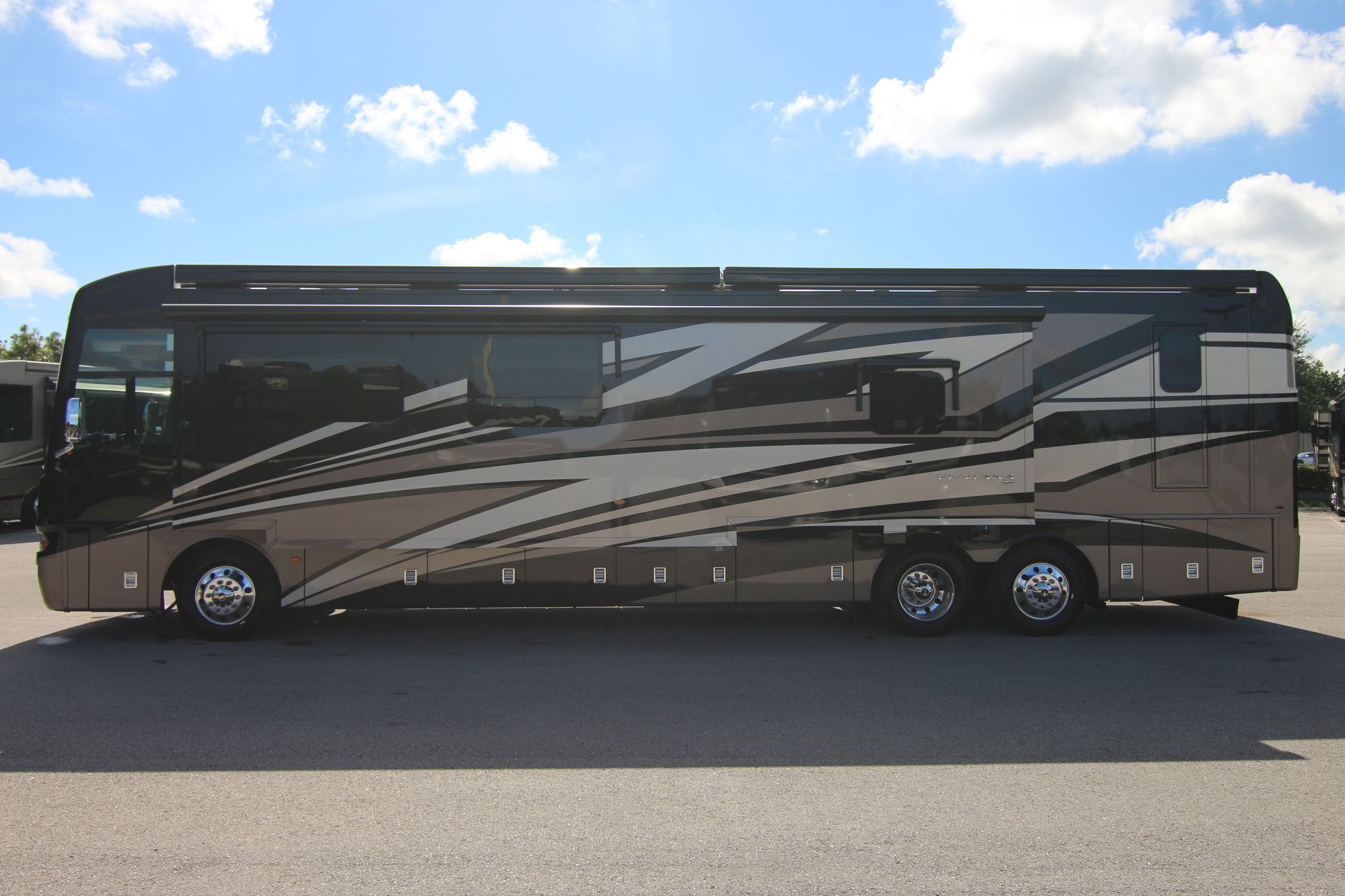 New 2020 Newmar Ventana 4369 Class A  For Sale