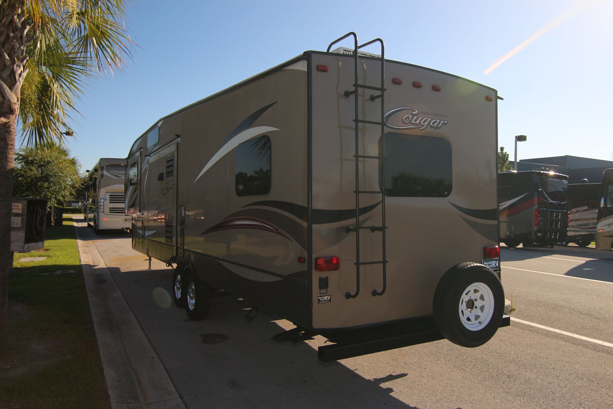 Used 2014 Keystone Cougar 337FLS Fifth Wheel  For Sale