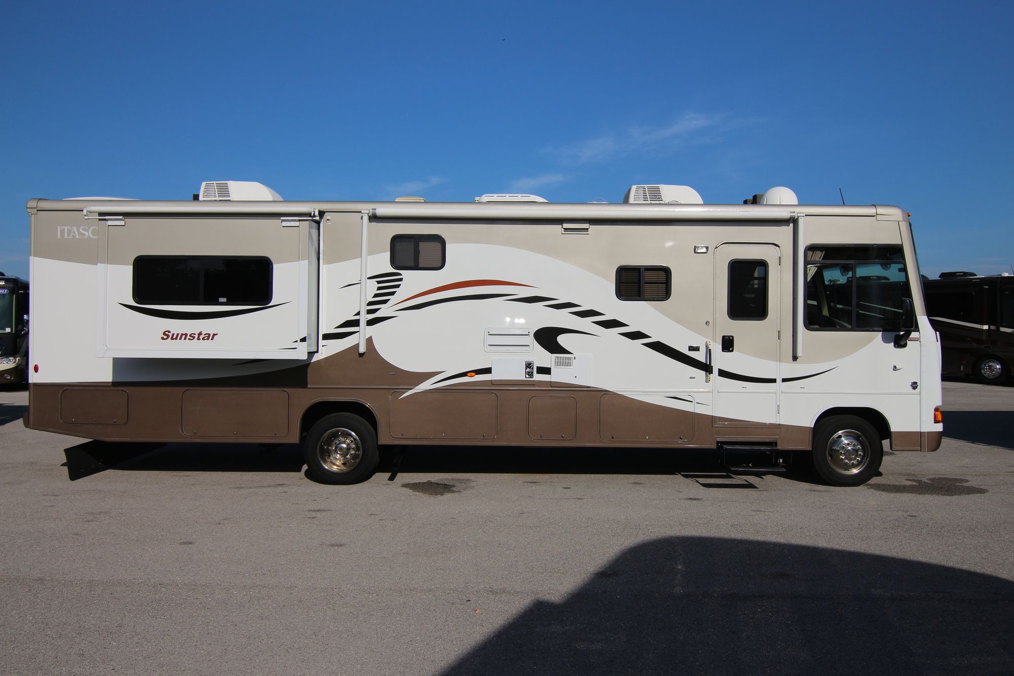 Used 2011 Itasca Sunstar 35F Class A  For Sale