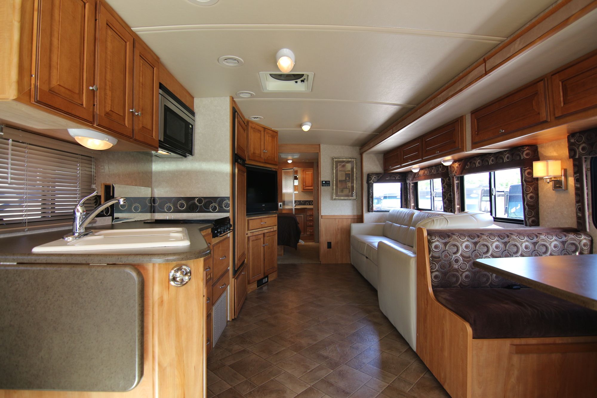 Used 2011 Itasca Sunstar 35F Class A  For Sale