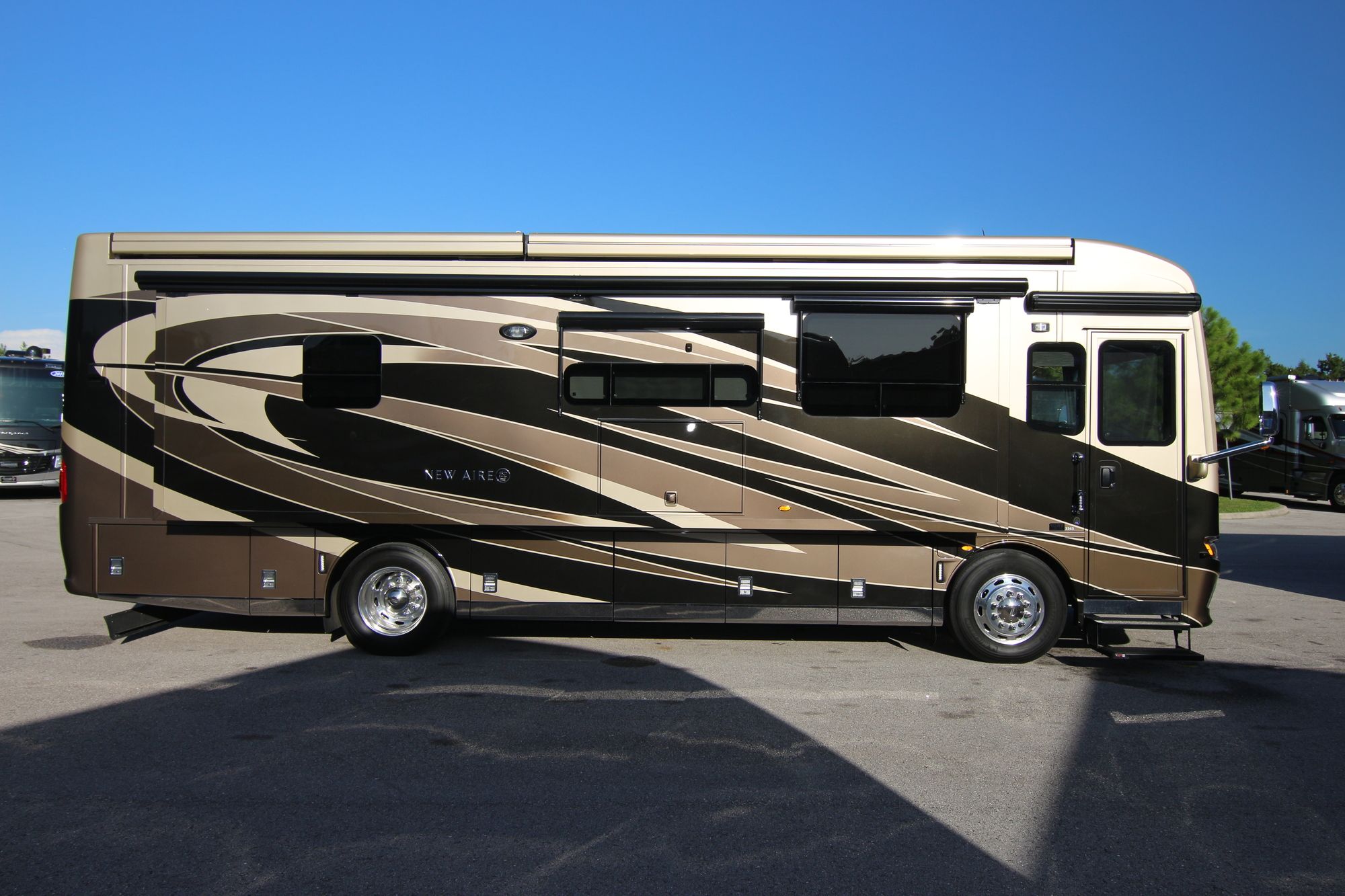 Used 2018 Newmar New Aire 3343 Class A  For Sale