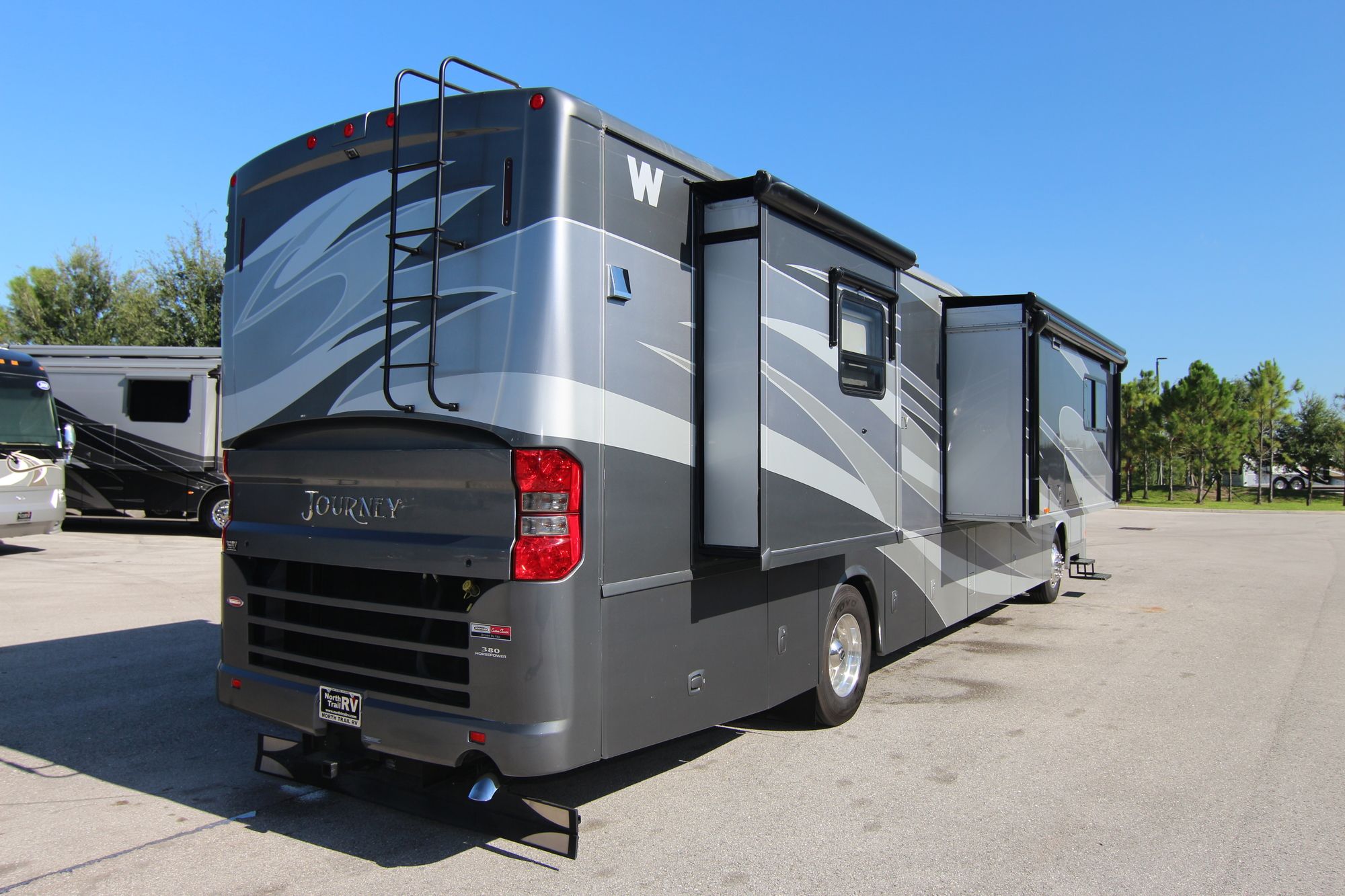 Used 2013 Winnebago Journey 40U Class A  For Sale