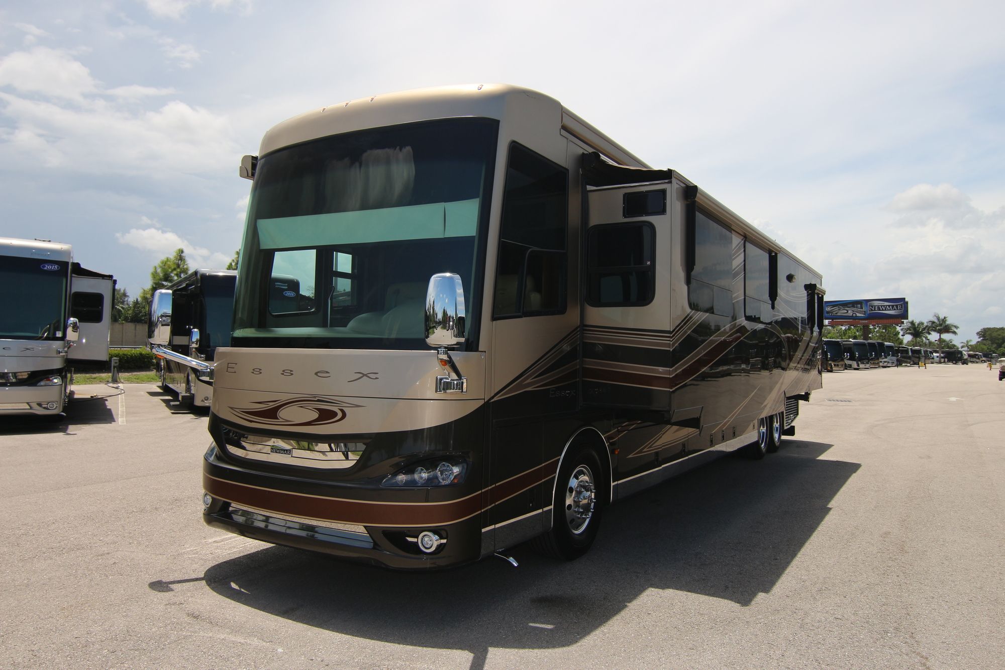 Used 2012 Newmar Essex 4544 Class A  For Sale