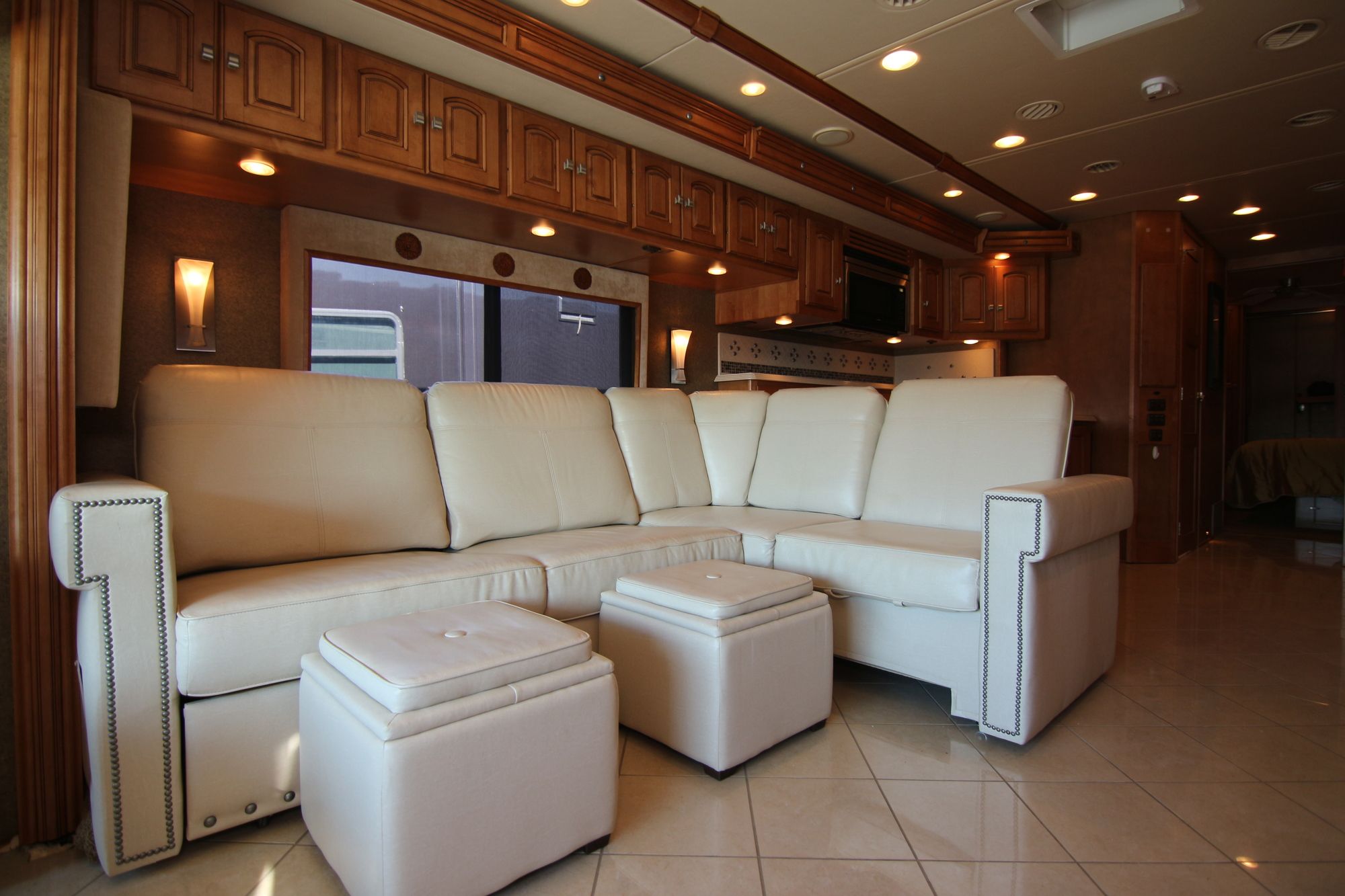 Used 2013 Winnebago Journey 40U Class A  For Sale