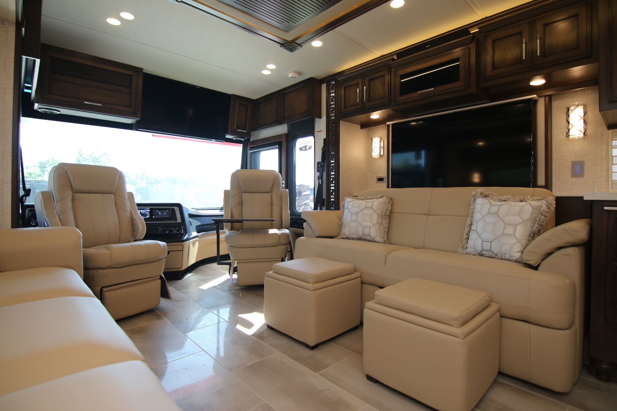 New 2020 Newmar Ventana 4369 Class A  For Sale