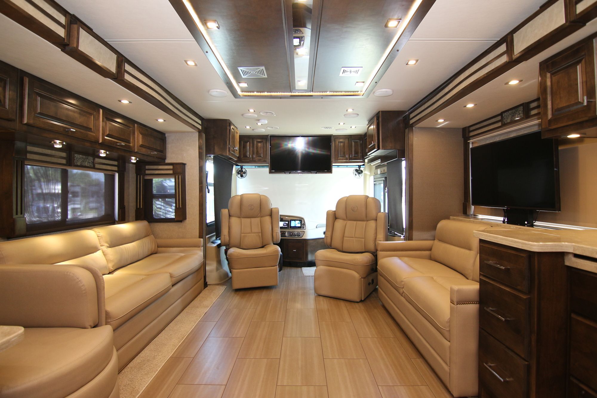 Used 2019 Tiffin Motor Homes Allegro Red 37BA Class A  For Sale