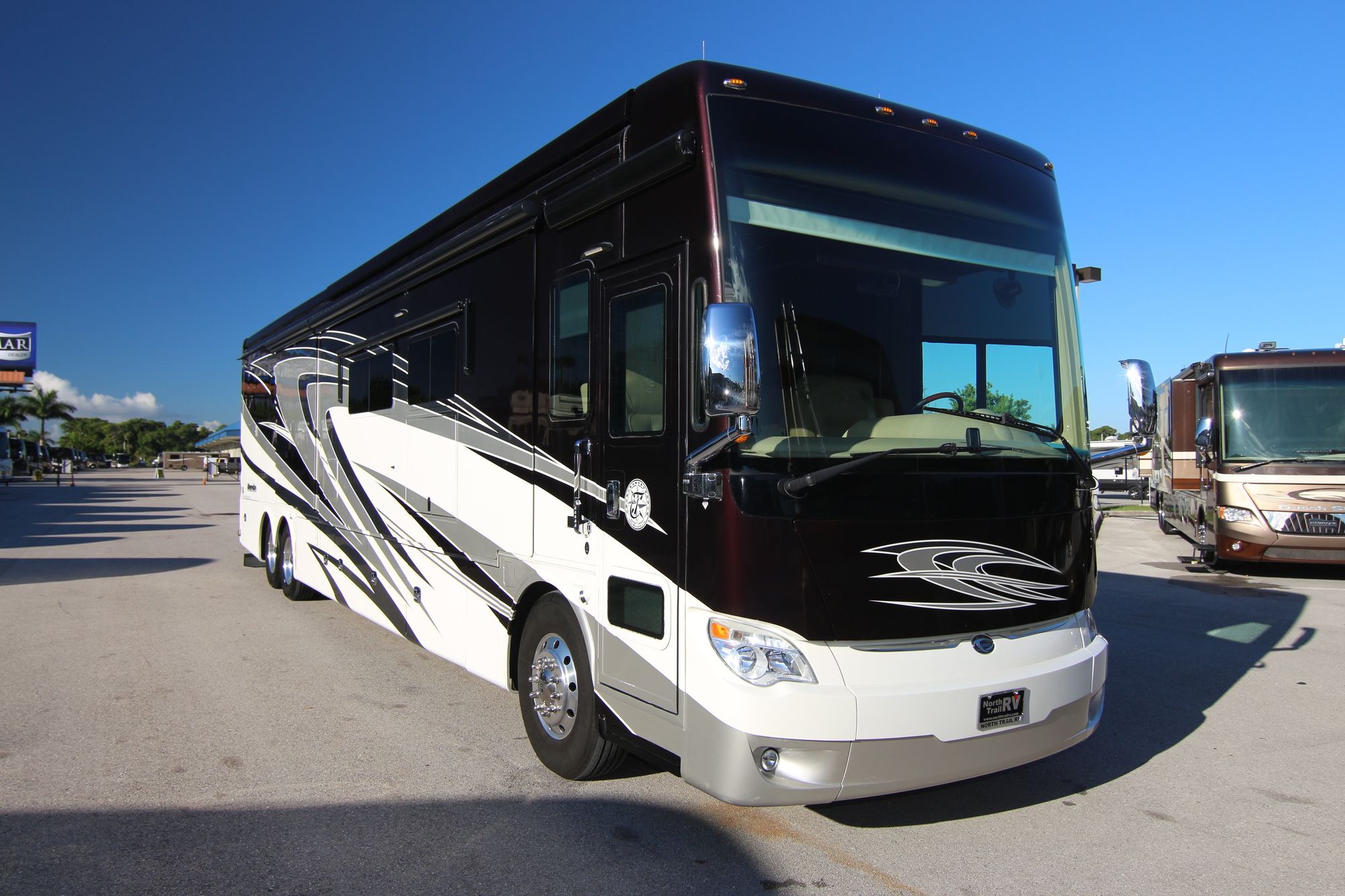 Used 2015 Tiffin Motor Homes Allegro Bus 45LP Class A  For Sale