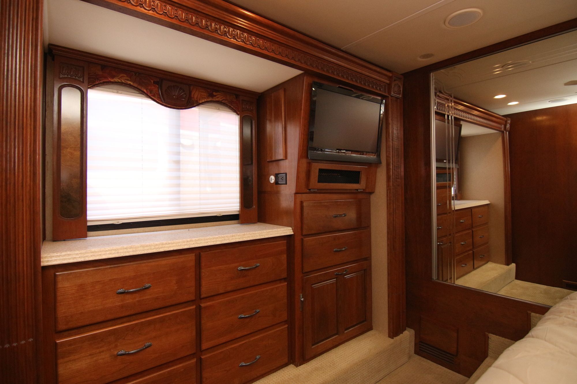 Used 2007 Monaco Dynasty DIAMOND 43 Class A  For Sale