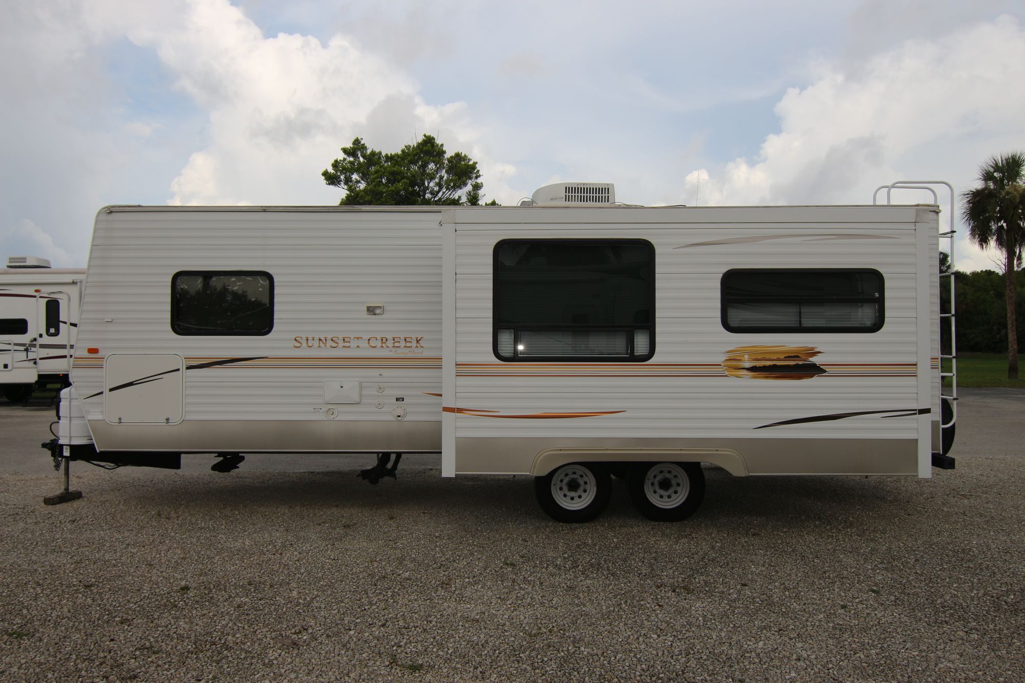 Used 2008 Sunnybrook Sunset Creek 267RL Travel Trailer  For Sale