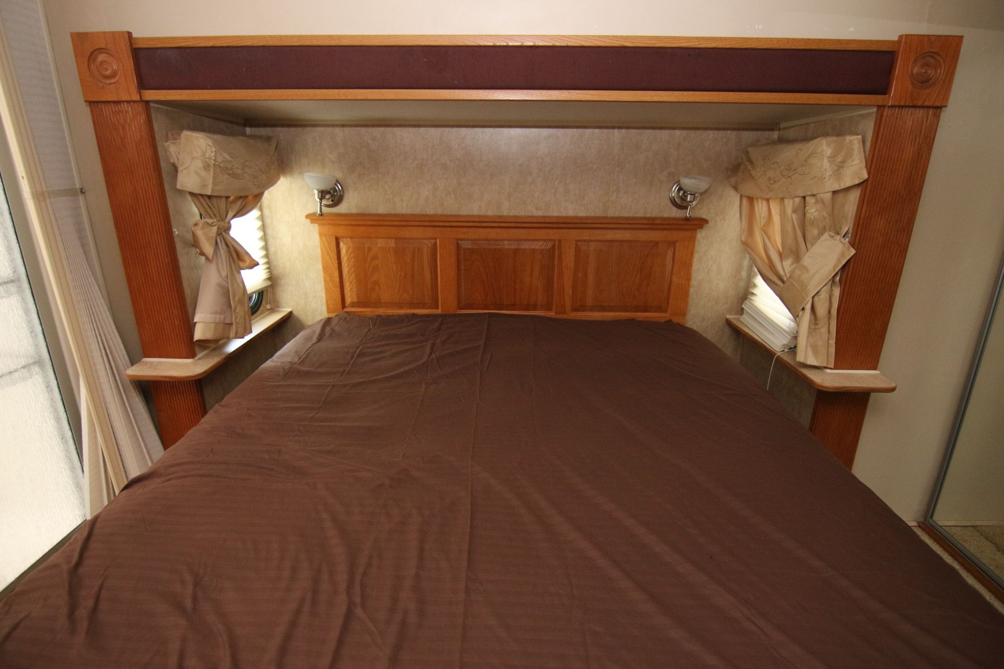 Used 2007 Dutchmen Grand Junction 34QRL Fifth Wheel  For Sale