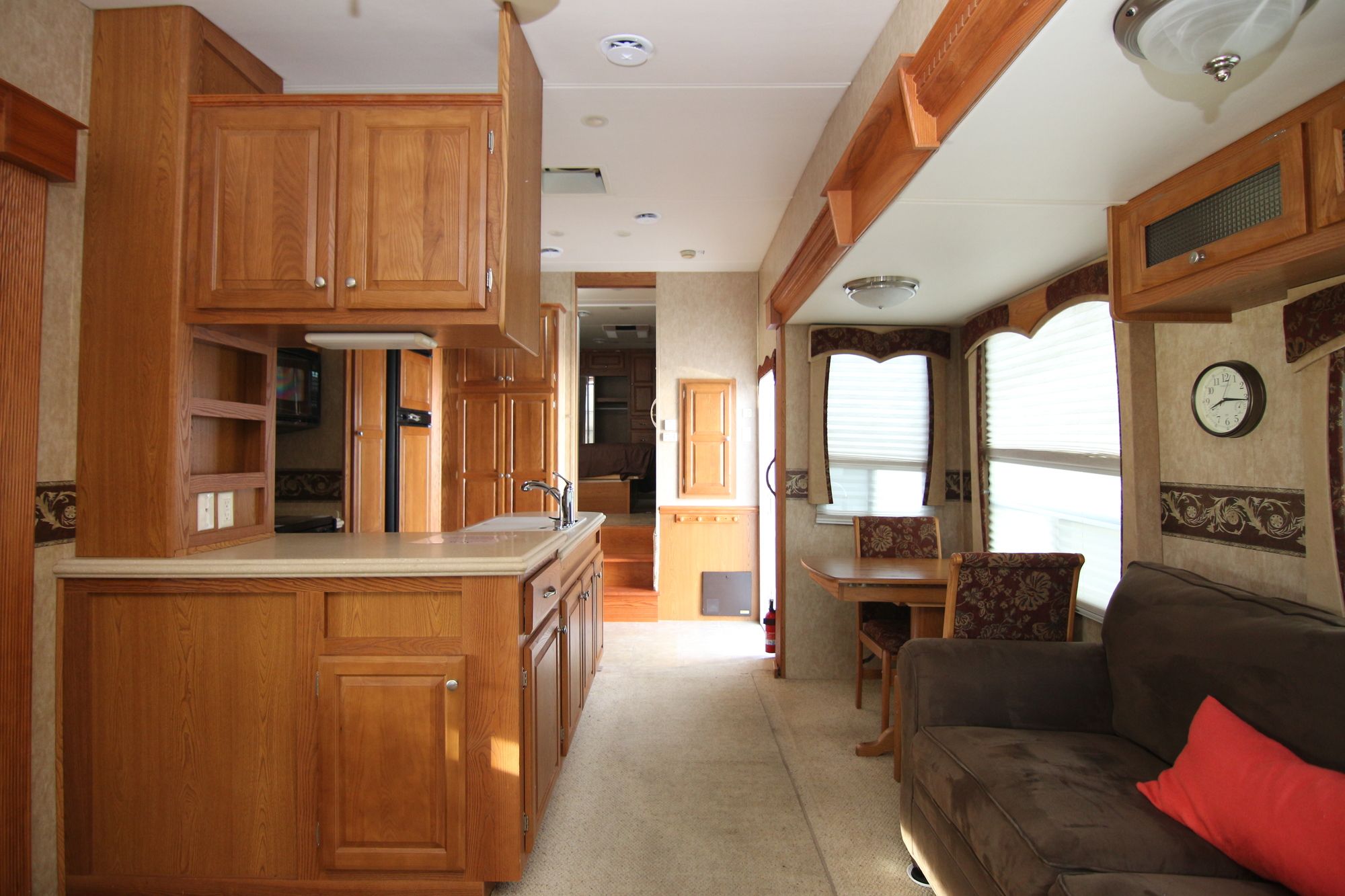 Used 2007 Dutchmen Grand Junction 34QRL Fifth Wheel  For Sale