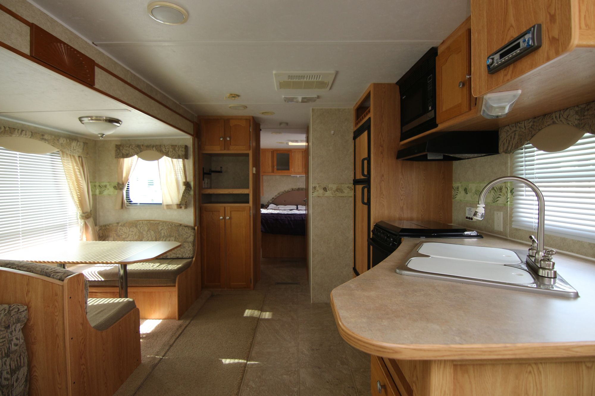 Used 2008 Sunnybrook Sunset Creek 267RL Travel Trailer  For Sale