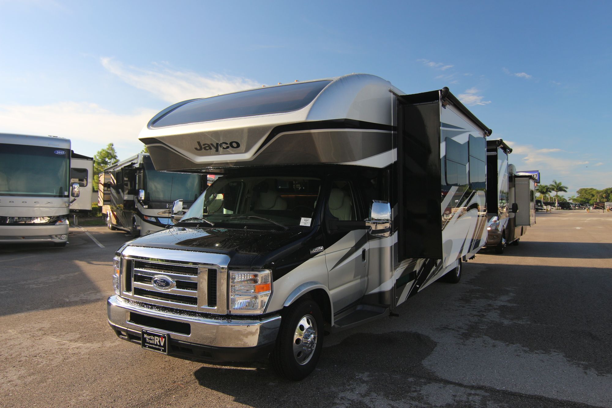 Jayco Greyhawk Class C Motorhome 0936