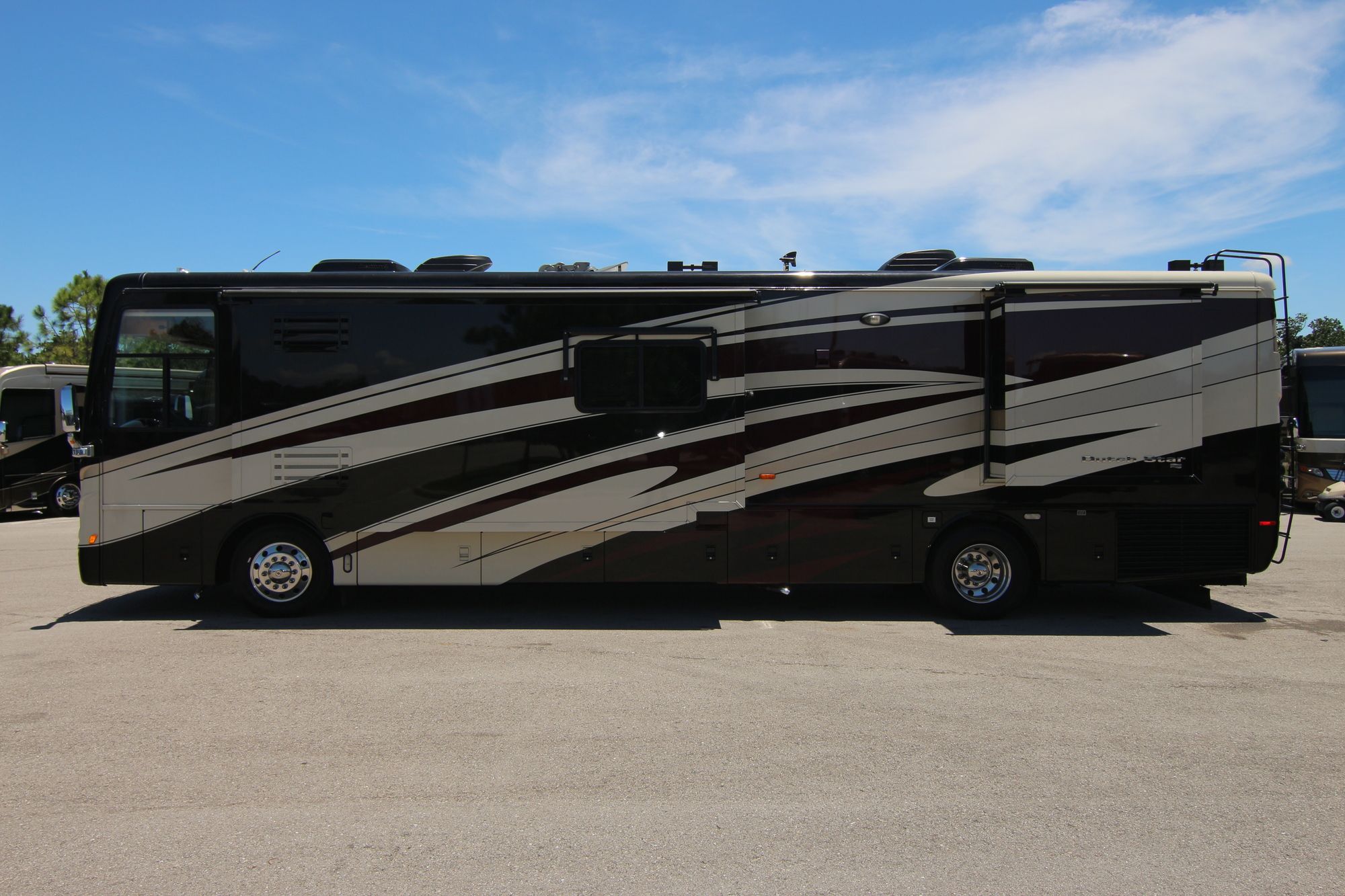 Used 2008 Newmar Dutch Star 4055 Class A  For Sale