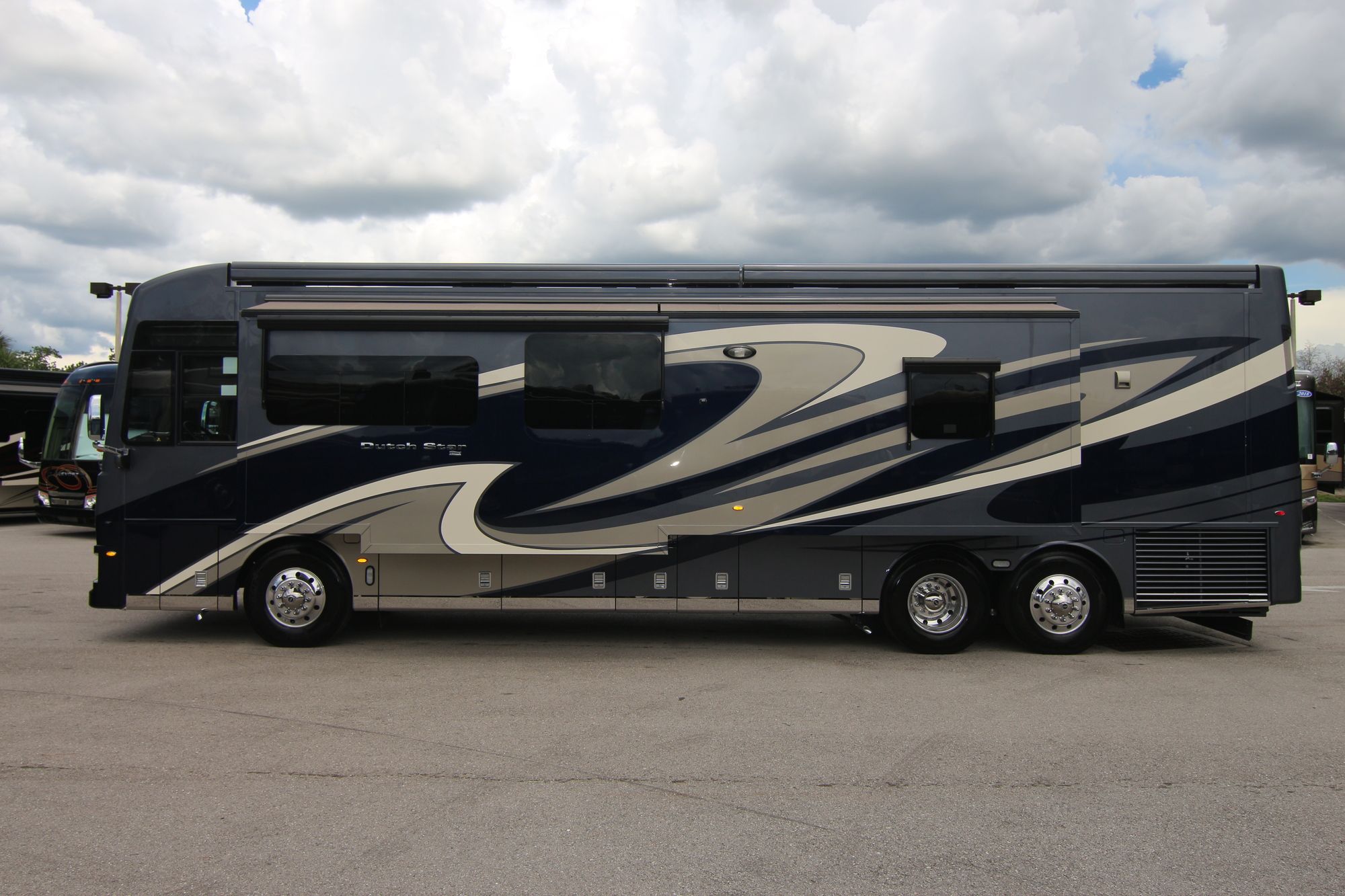 New 2020 Newmar Dutch Star 4081 Class A  For Sale