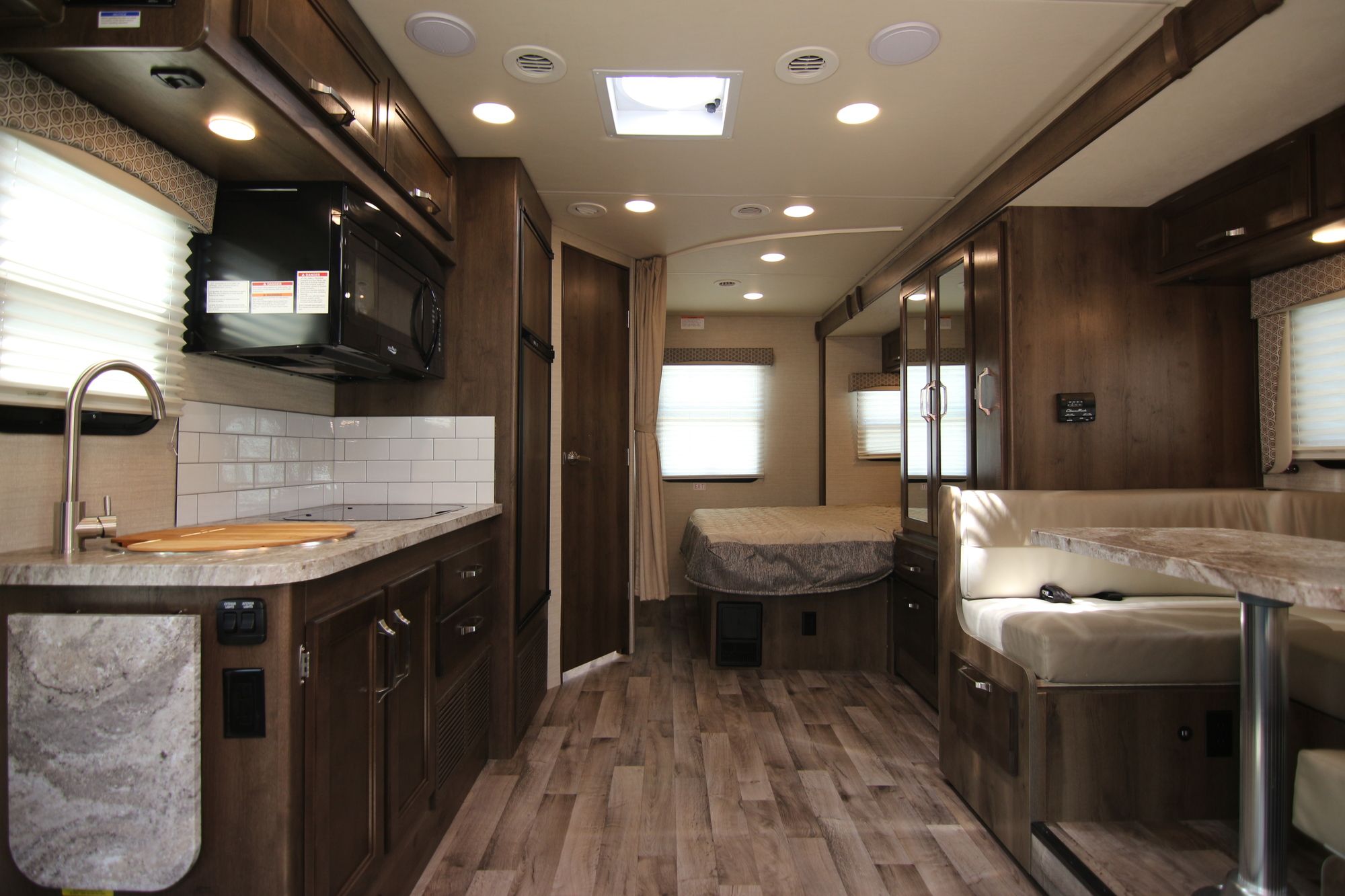 New 2020 Jayco Melbourne 24L Class C  For Sale