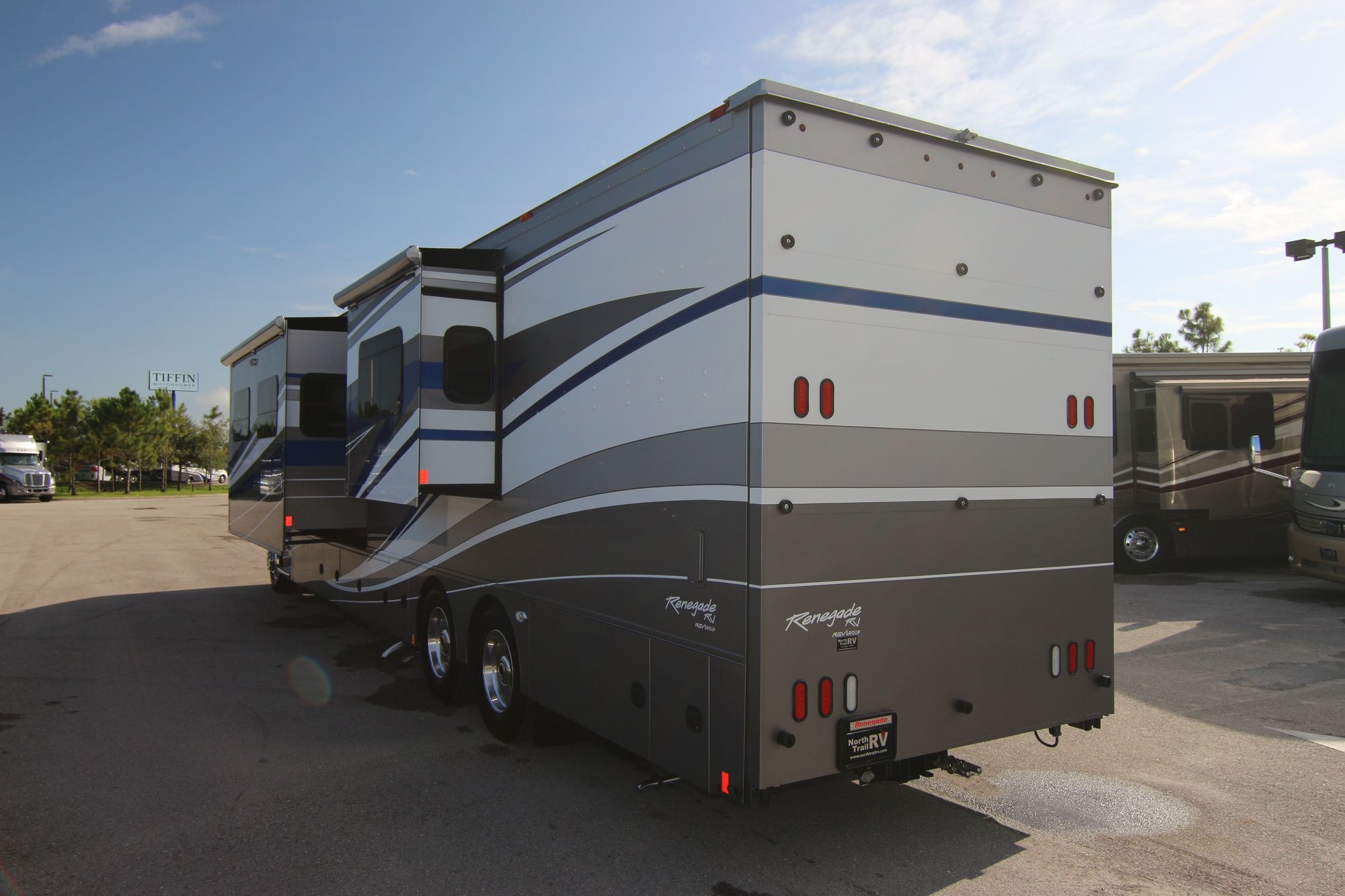 New 2020 Renegade Rv Classic Garage GARAGE Super C  For Sale