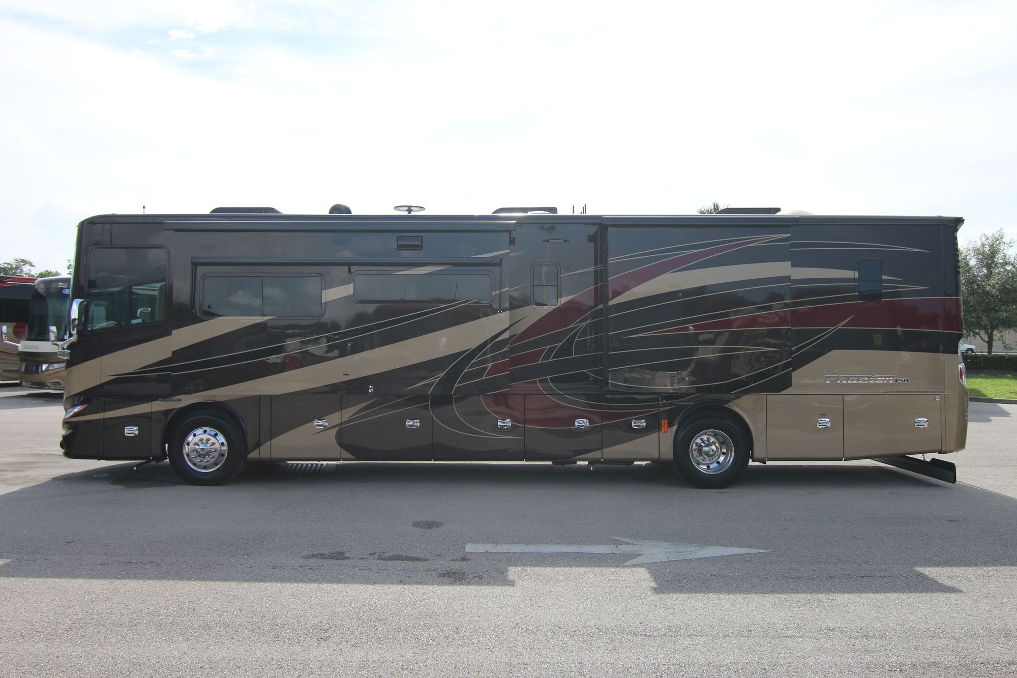 New 2019 Tiffin Motor Homes Phaeton 40IH Class A  For Sale