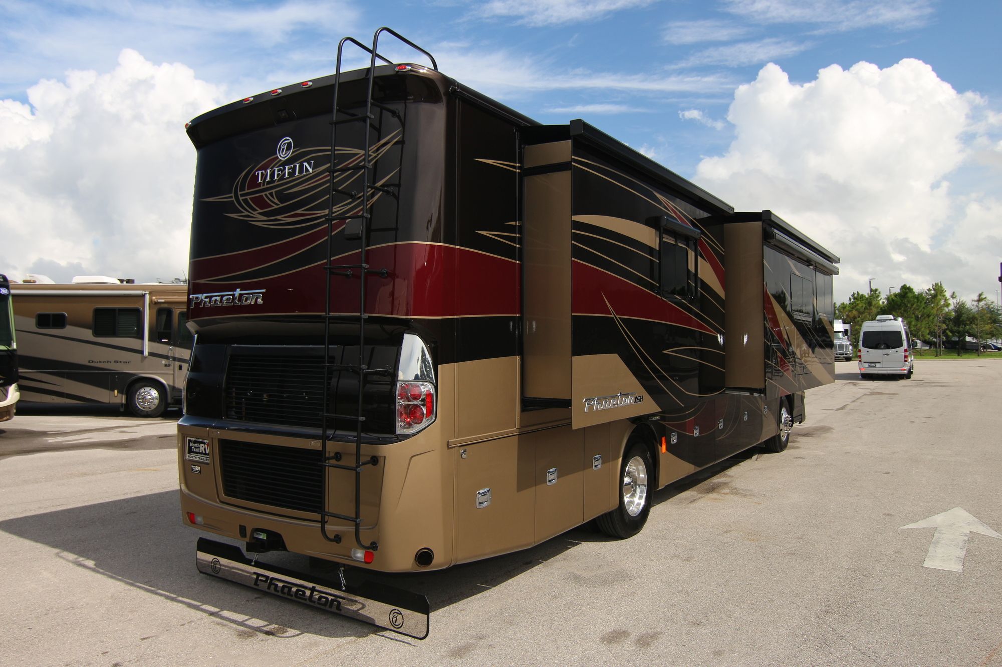 New 2019 Tiffin Motor Homes Phaeton 40IH Class A  For Sale