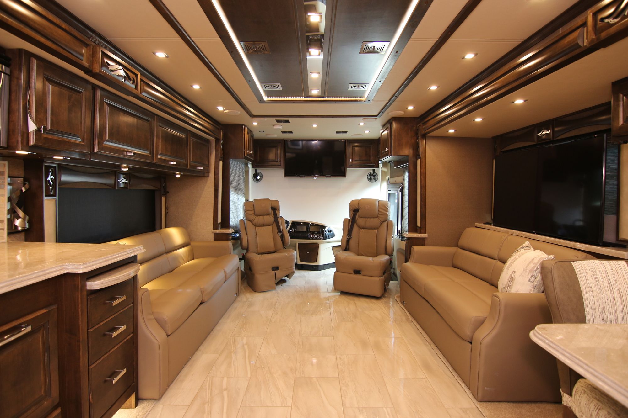 New 2019 Tiffin Motor Homes Phaeton 40IH Class A  For Sale