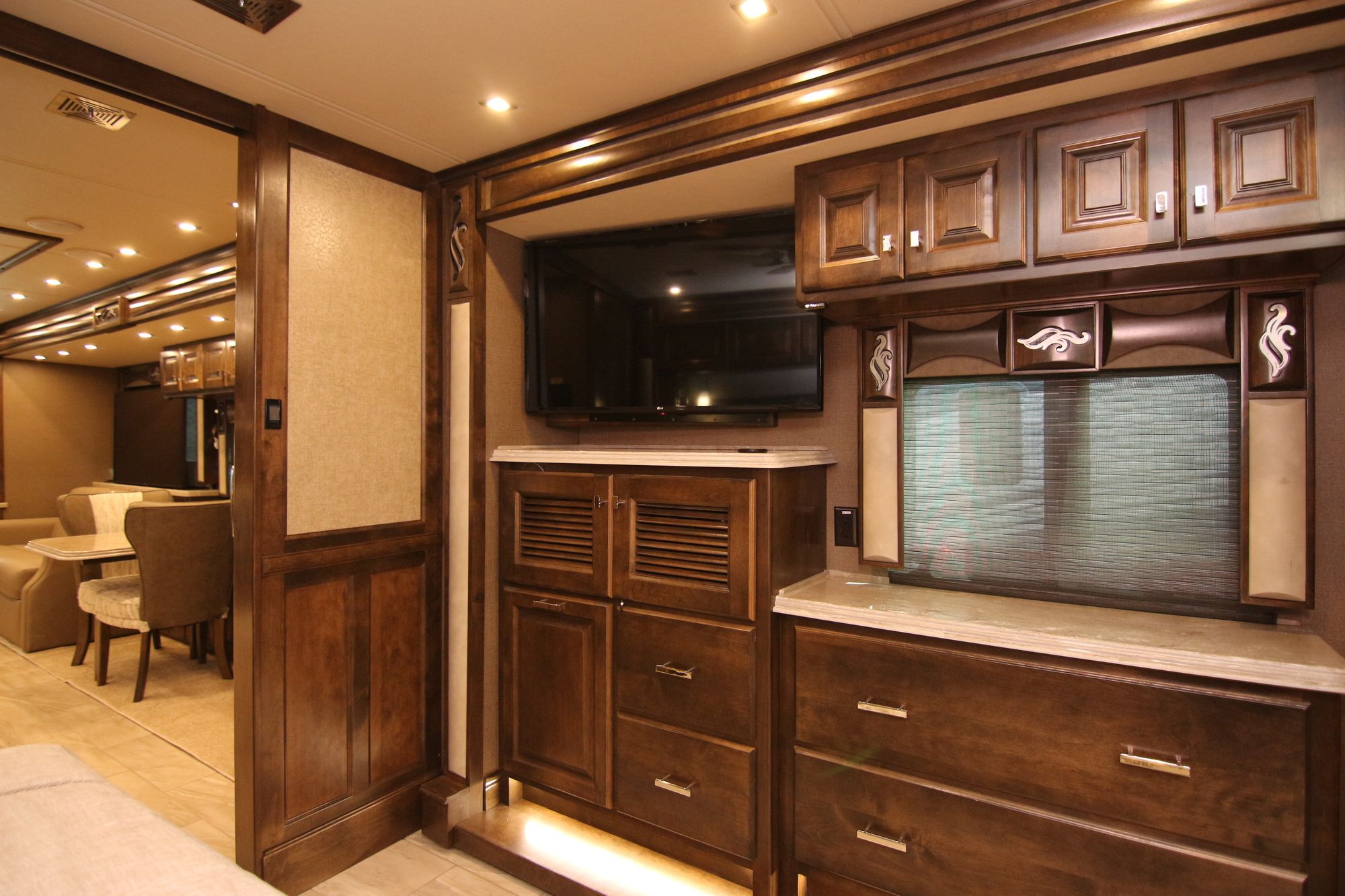 New 2019 Tiffin Motor Homes Phaeton 40IH Class A  For Sale