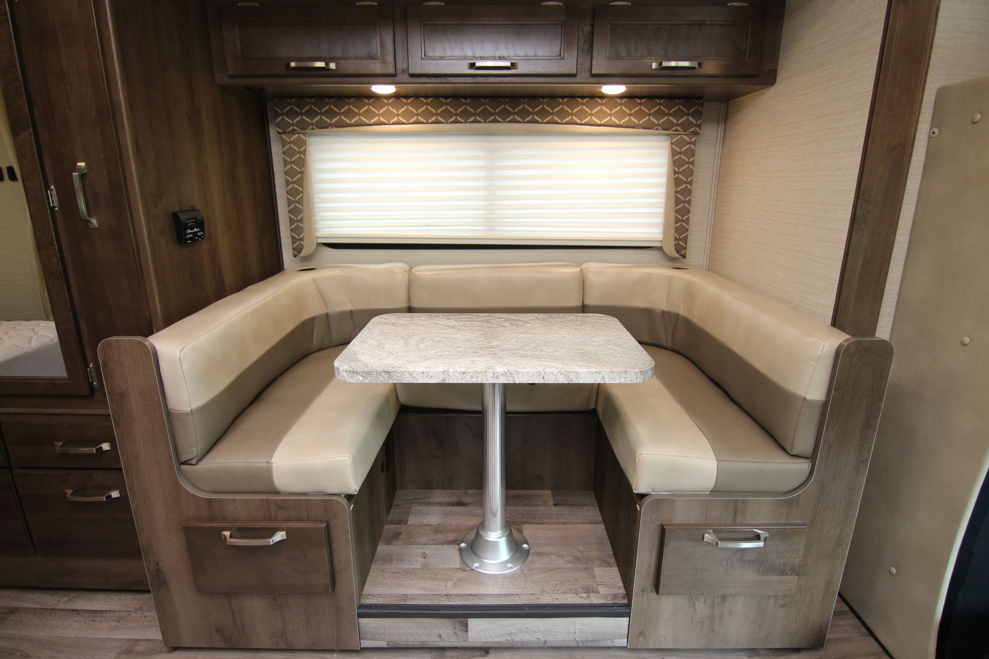 New 2020 Jayco Melbourne 24L Class C  For Sale