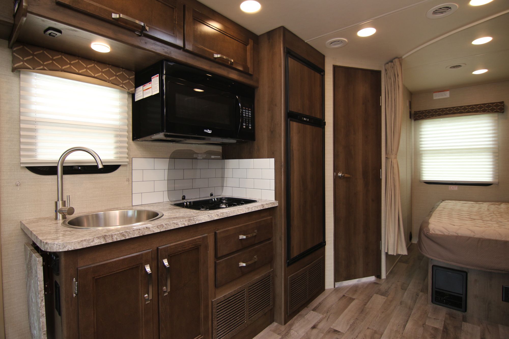 New 2020 Jayco Melbourne 24L Class C  For Sale