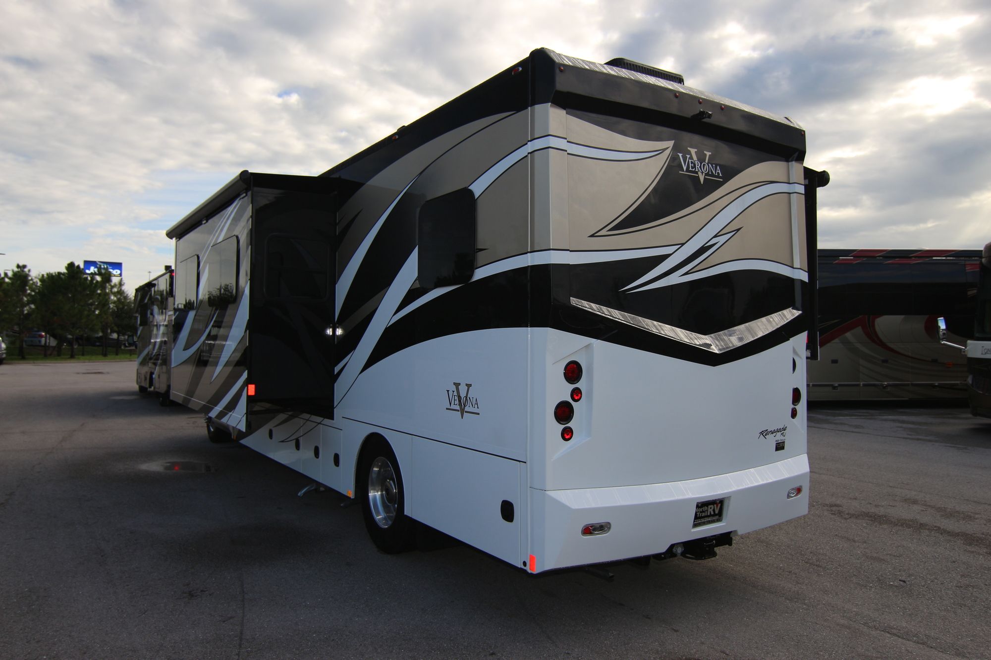 New 2020 Renegade Rv Verona 34VQB Super C  For Sale