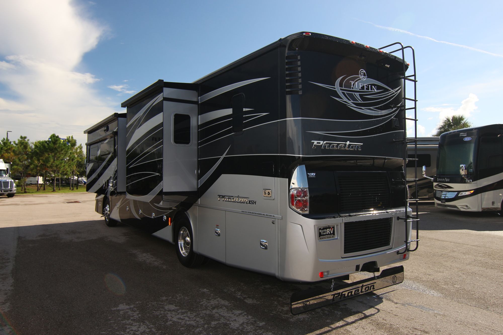 New 2019 Tiffin Motor Homes Phaeton 40IH Class A  For Sale