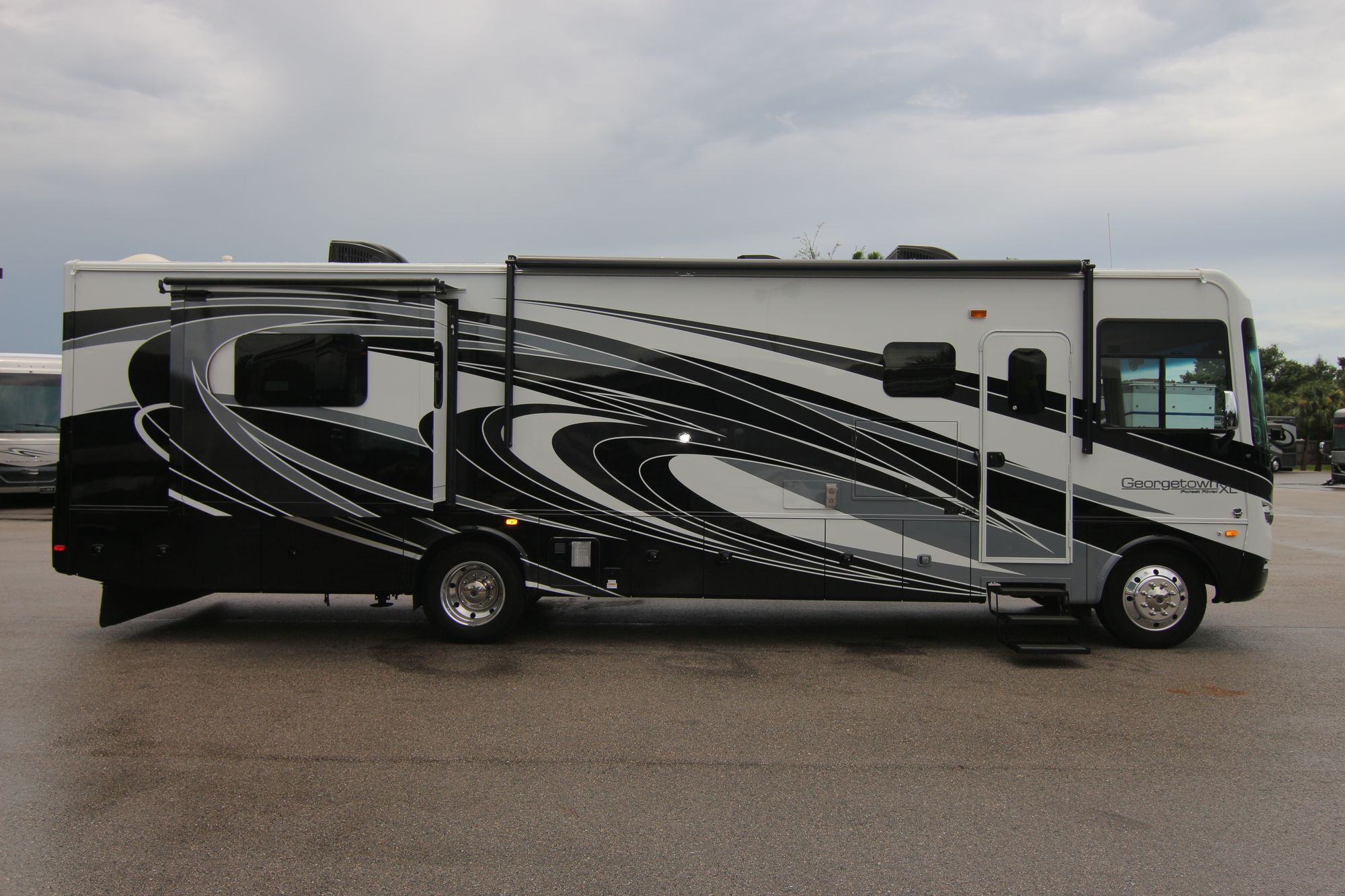 Used 2018 Forest River Georgetown 369 Class A  For Sale